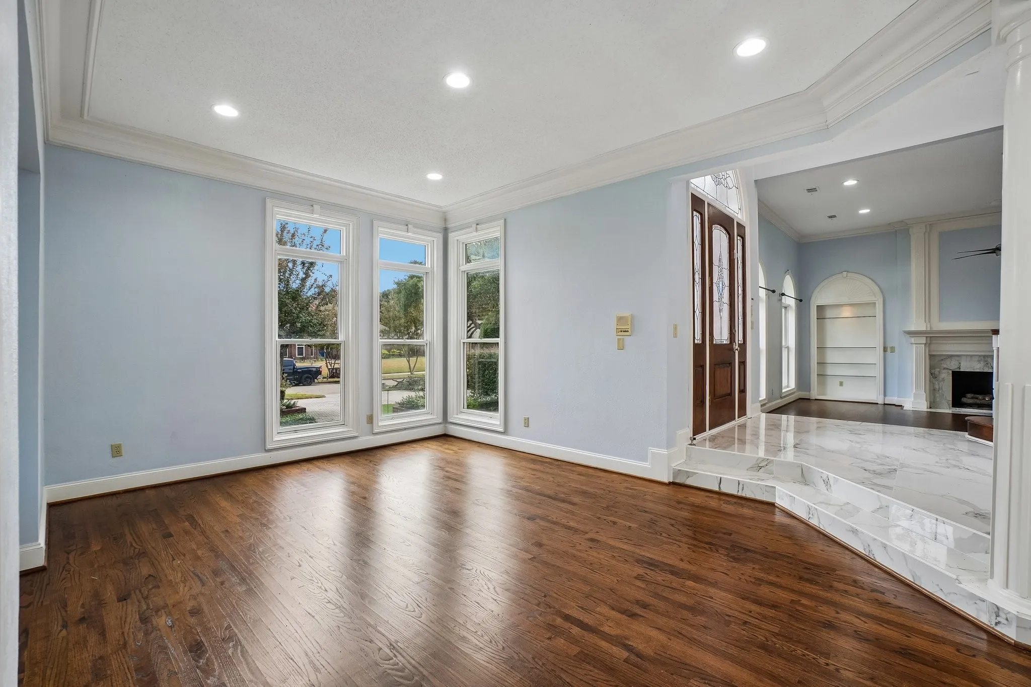 Single Family Residence For Sale in Dallas County , 32 Victoria Drive, Rowlett, Texas 75088, 5 Bedroom, 6 Bathroom, 3 Garage spaces, 5,648 Sqft, built in 1986, mls#21403917, Real Estate Agent in Rowlett, Homes For Sale in Dallas county, Homes For Sale in Rowlett, Realtor in Rowlett Texas, Real Estate Brokerage Independent Realty Texas, Luminita Cordes Realtor