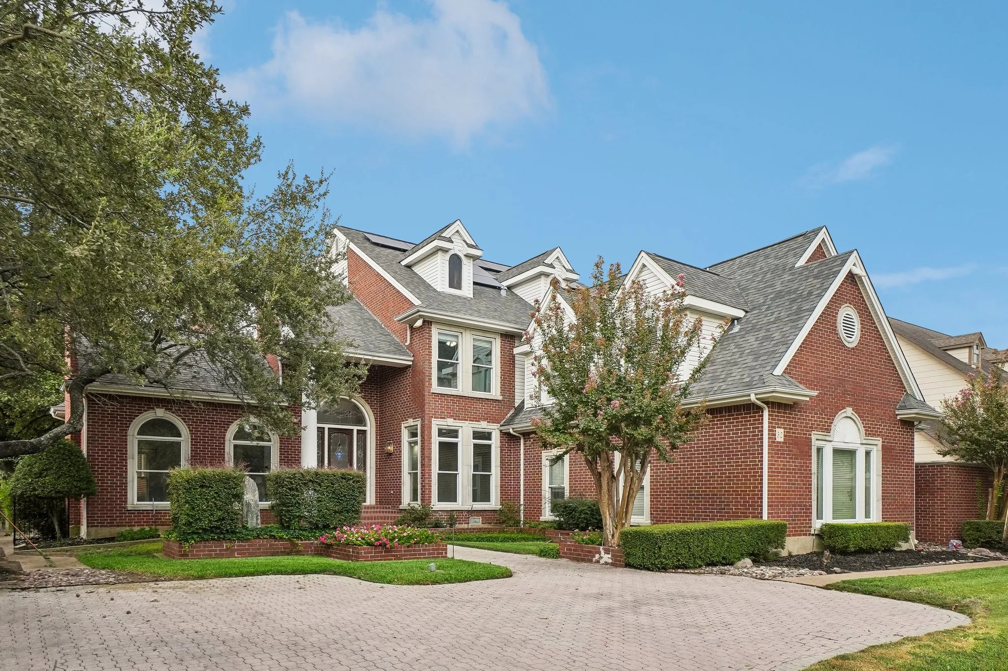 Single Family Residence For Sale