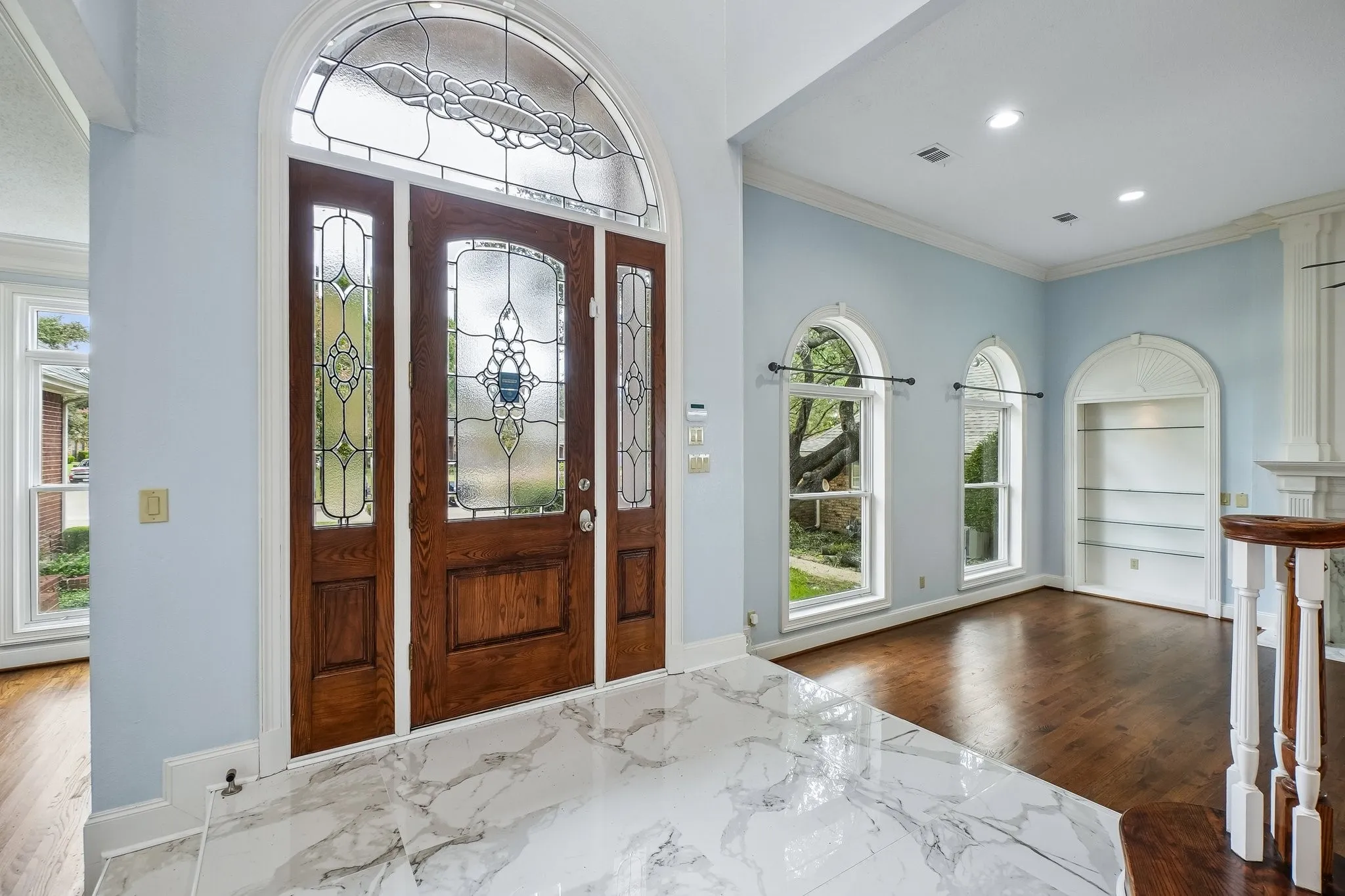 Single Family Residence For Sale in Dallas County , 32 Victoria Drive, Rowlett, Texas 75088, 5 Bedroom, 6 Bathroom, 3 Garage spaces, 5,648 Sqft, built in 1986, mls#21403917, Real Estate Agent in Rowlett, Homes For Sale in Dallas county, Homes For Sale in Rowlett, Realtor in Rowlett Texas, Real Estate Brokerage Independent Realty Texas, Luminita Cordes Realtor