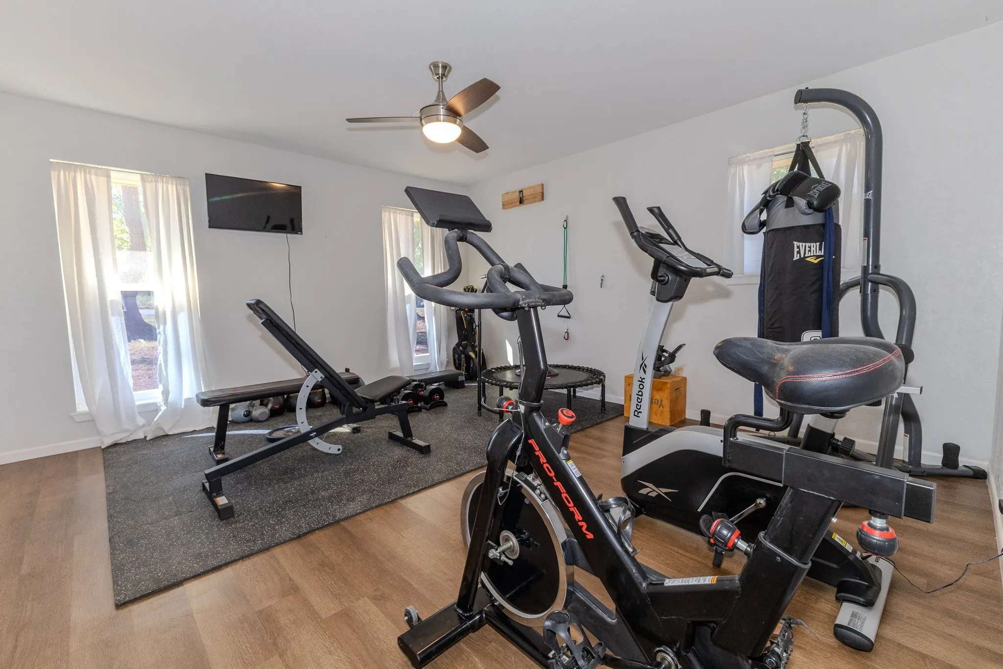 Single Family Residence For Sale in Taylor County , 1175 FM 126, Merkel, Texas 79536, 3 Bedroom, 2 Bathroom, 4 Garage spaces, 1,808 Sqft, built in 1972, mls#21405468, Real Estate Agent in Merkel, Homes For Sale in Taylor county, Homes For Sale in Merkel, Realtor in Merkel Texas, Real Estate Brokerage Independent Realty Texas, Luminita Cordes Realtor