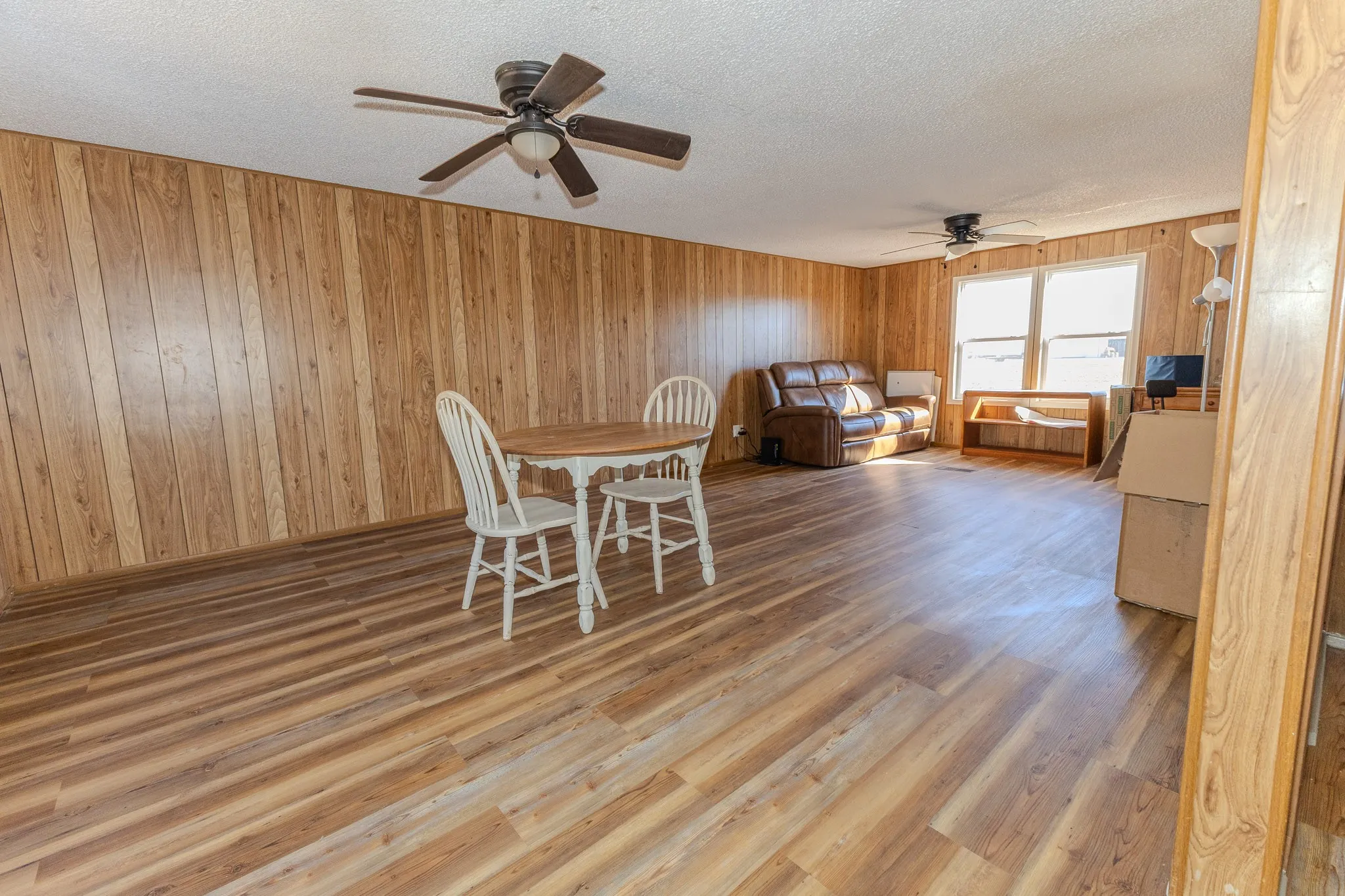 Single Family Residence For Sale in Taylor County , 1175 FM 126, Merkel, Texas 79536, 3 Bedroom, 2 Bathroom, 4 Garage spaces, 1,808 Sqft, built in 1972, mls#21405468, Real Estate Agent in Merkel, Homes For Sale in Taylor county, Homes For Sale in Merkel, Realtor in Merkel Texas, Real Estate Brokerage Independent Realty Texas, Luminita Cordes Realtor