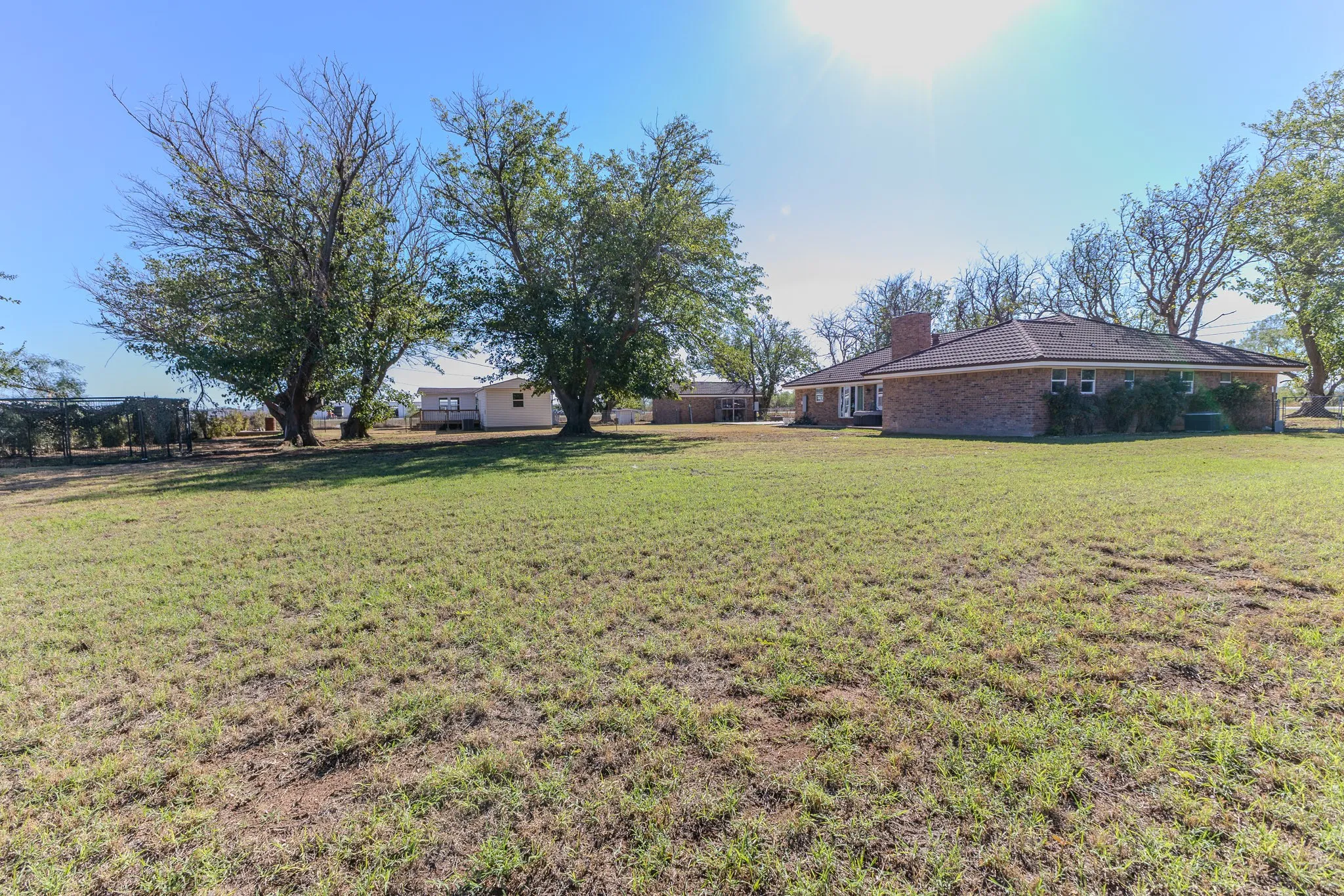 Single Family Residence For Sale in Taylor County , 1175 FM 126, Merkel, Texas 79536, 3 Bedroom, 2 Bathroom, 4 Garage spaces, 1,808 Sqft, built in 1972, mls#21405468, Real Estate Agent in Merkel, Homes For Sale in Taylor county, Homes For Sale in Merkel, Realtor in Merkel Texas, Real Estate Brokerage Independent Realty Texas, Luminita Cordes Realtor
