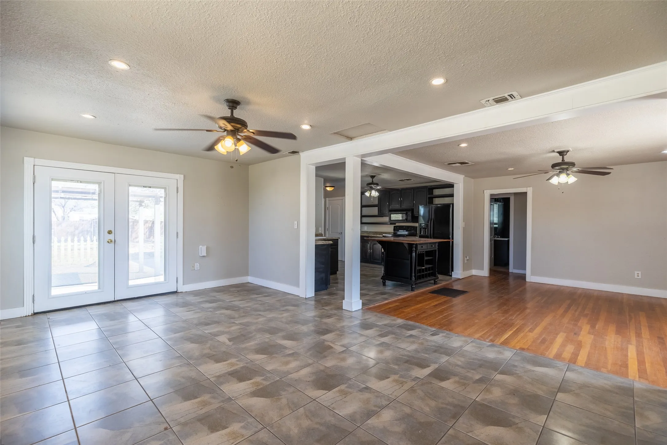 Single Family Residence For Sale in Taylor County , 901 Ash, Merkel, Texas 79536, 3 Bedroom, 2 Bathroom, Garage spaces, 1,890 Sqft, built in 1949, mls#21405469, Real Estate Agent in Merkel, Homes For Sale in Taylor county, Homes For Sale in Merkel, Realtor in Merkel Texas, Real Estate Brokerage Independent Realty Texas, Luminita Cordes Realtor