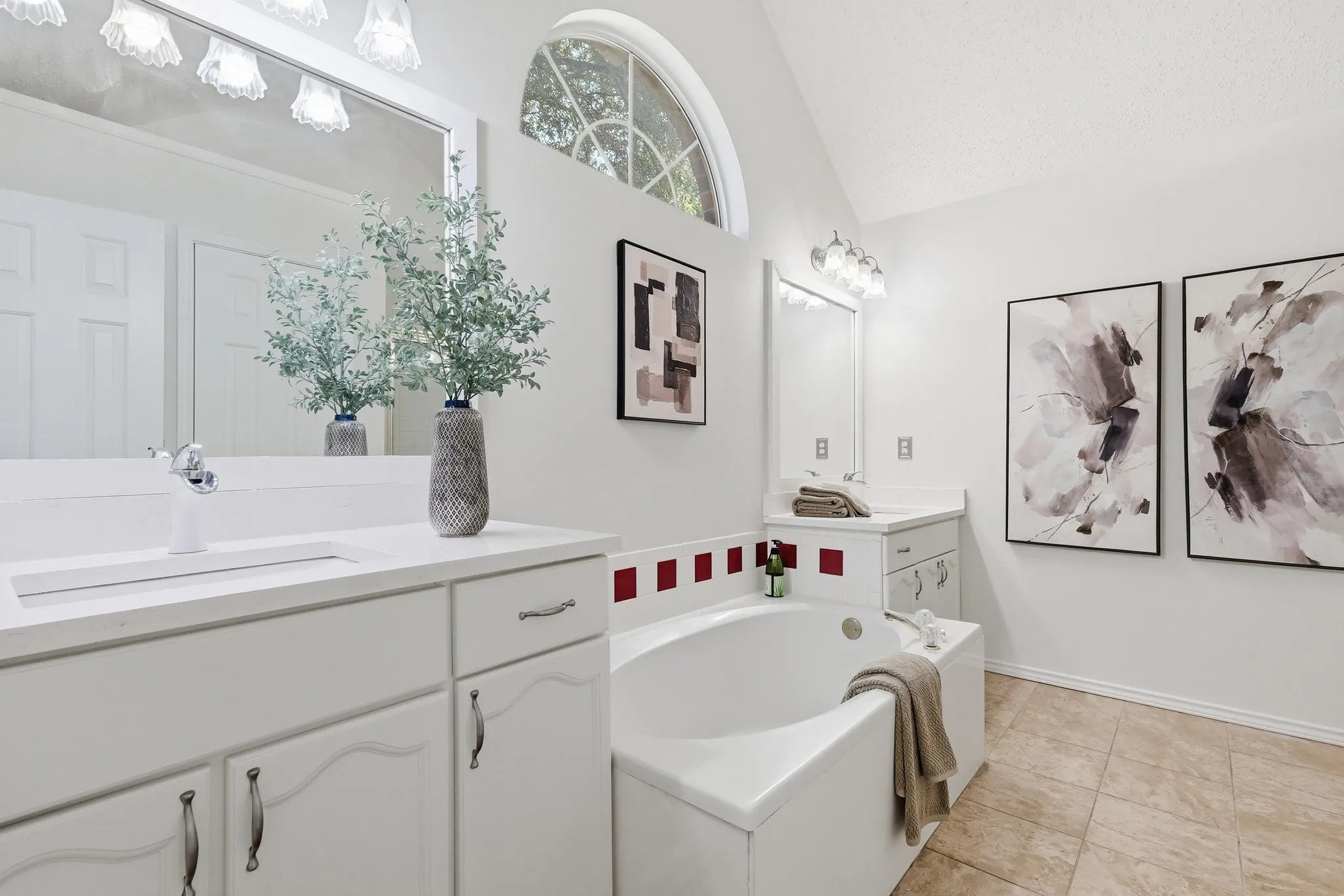 Single Family Residence For Sale in Collin County , 7641 King Arthur Road, Frisco, Texas 75035, 3 Bedroom, 2 Bathroom, 2 Garage spaces, 1,861 Sqft, built in 1992, mls#21403442, Real Estate Agent in Frisco, Homes For Sale in Collin county, Homes For Sale in Frisco, Realtor in Frisco Texas, Real Estate Brokerage Independent Realty Texas, Luminita Cordes Realtor