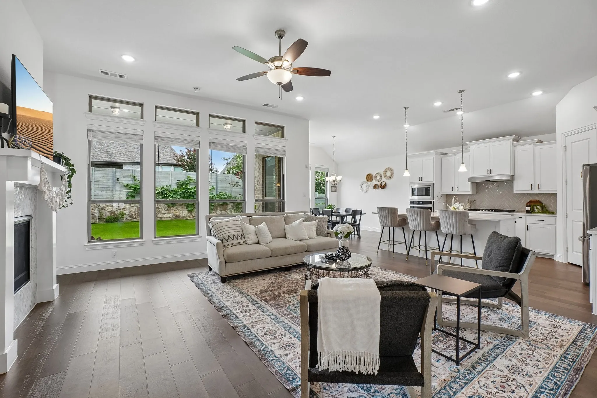 Single Family Residence For Sale in Denton County , 1816 LONGSPUR Drive, Argyle, Texas 76226, 4 Bedroom, 4 Bathroom, 3 Garage spaces, 2,896 Sqft, built in 2023, mls#21405473, Real Estate Agent in Argyle, Homes For Sale in Denton county, Homes For Sale in Argyle, Realtor in Argyle Texas, Real Estate Brokerage Independent Realty Texas, Luminita Cordes Realtor