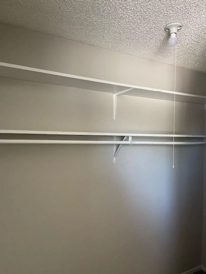 Apartment For Rent in Taylor County , 2400 Buffalo Gap Road 105, Abilene, Texas 79605, 2 Bedroom, 2 Bathroom, Garage spaces, 1,178 Sqft, built in 1973, mls#21405474, Real Estate Agent in Abilene, Homes For Rent in Taylor county, Homes For Rent in Abilene, Realtor in Abilene Texas, Real Estate Brokerage Independent Realty Texas, Luminita Cordes Realtor