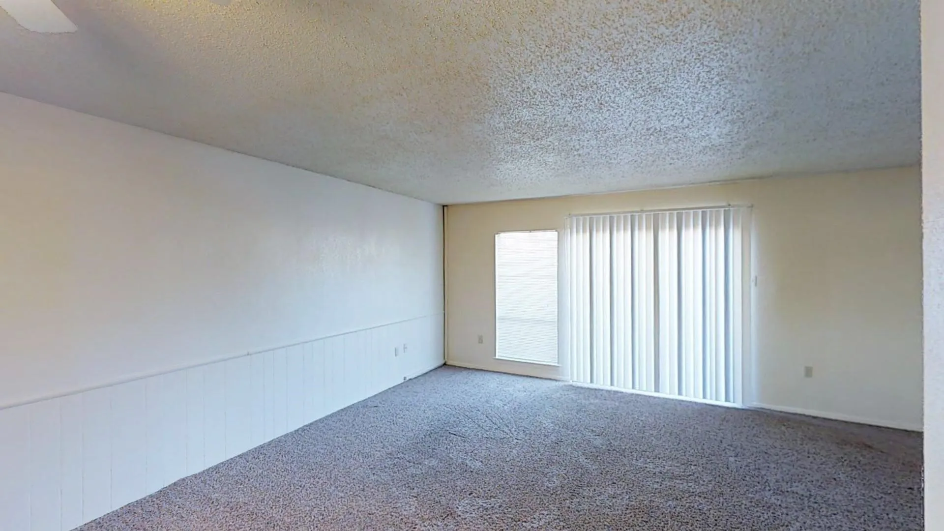 Apartment For Rent in Taylor County , 2400 Buffalo Gap Road 105, Abilene, Texas 79605, 2 Bedroom, 2 Bathroom, Garage spaces, 1,178 Sqft, built in 1973, mls#21405474, Real Estate Agent in Abilene, Homes For Rent in Taylor county, Homes For Rent in Abilene, Realtor in Abilene Texas, Real Estate Brokerage Independent Realty Texas, Luminita Cordes Realtor