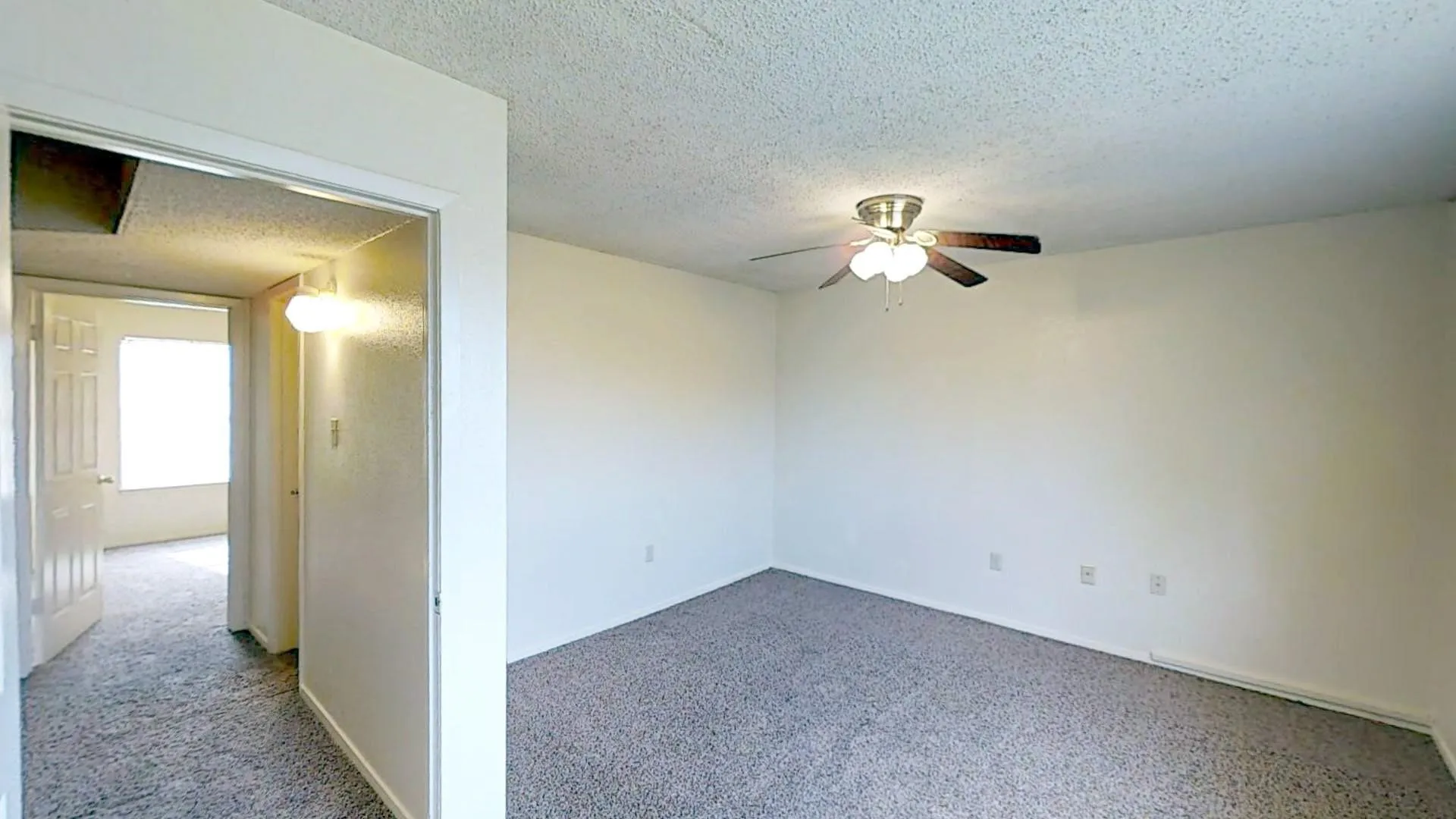 Apartment For Rent in Taylor County , 2400 Buffalo Gap Road 105, Abilene, Texas 79605, 2 Bedroom, 2 Bathroom, Garage spaces, 1,178 Sqft, built in 1973, mls#21405474, Real Estate Agent in Abilene, Homes For Rent in Taylor county, Homes For Rent in Abilene, Realtor in Abilene Texas, Real Estate Brokerage Independent Realty Texas, Luminita Cordes Realtor