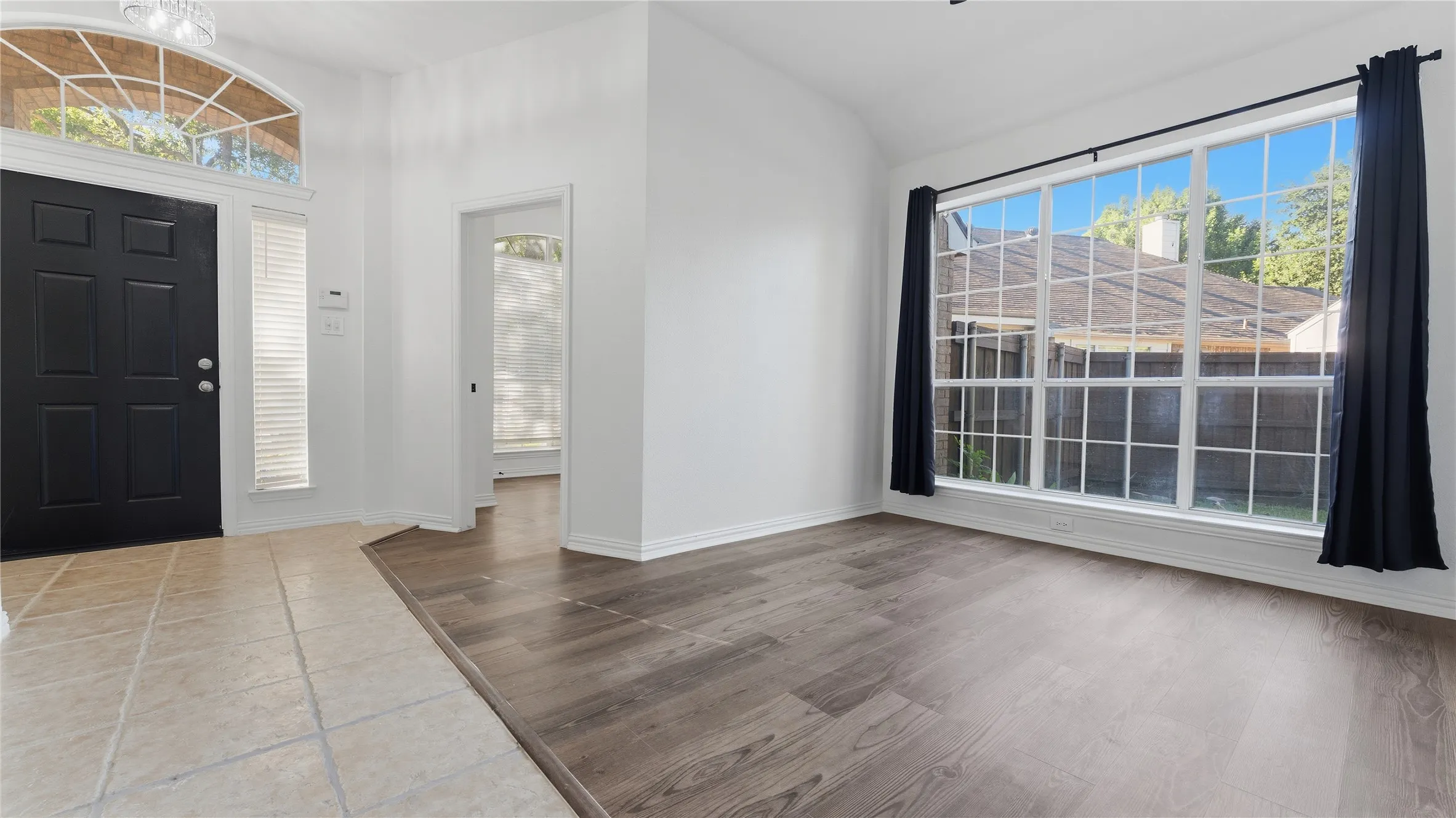 Single Family Residence For Sale in Collin County , 304 Turtle Court, Mc Kinney, Texas 75072, 4 Bedroom, 2 Bathroom, 2 Garage spaces, 2,102 Sqft, built in 2001, mls#21404320, Real Estate Agent in Mc Kinney, Homes For Sale in Collin county, Homes For Sale in Mc Kinney, Realtor in Mc Kinney Texas, Real Estate Brokerage Independent Realty Texas, Luminita Cordes Realtor