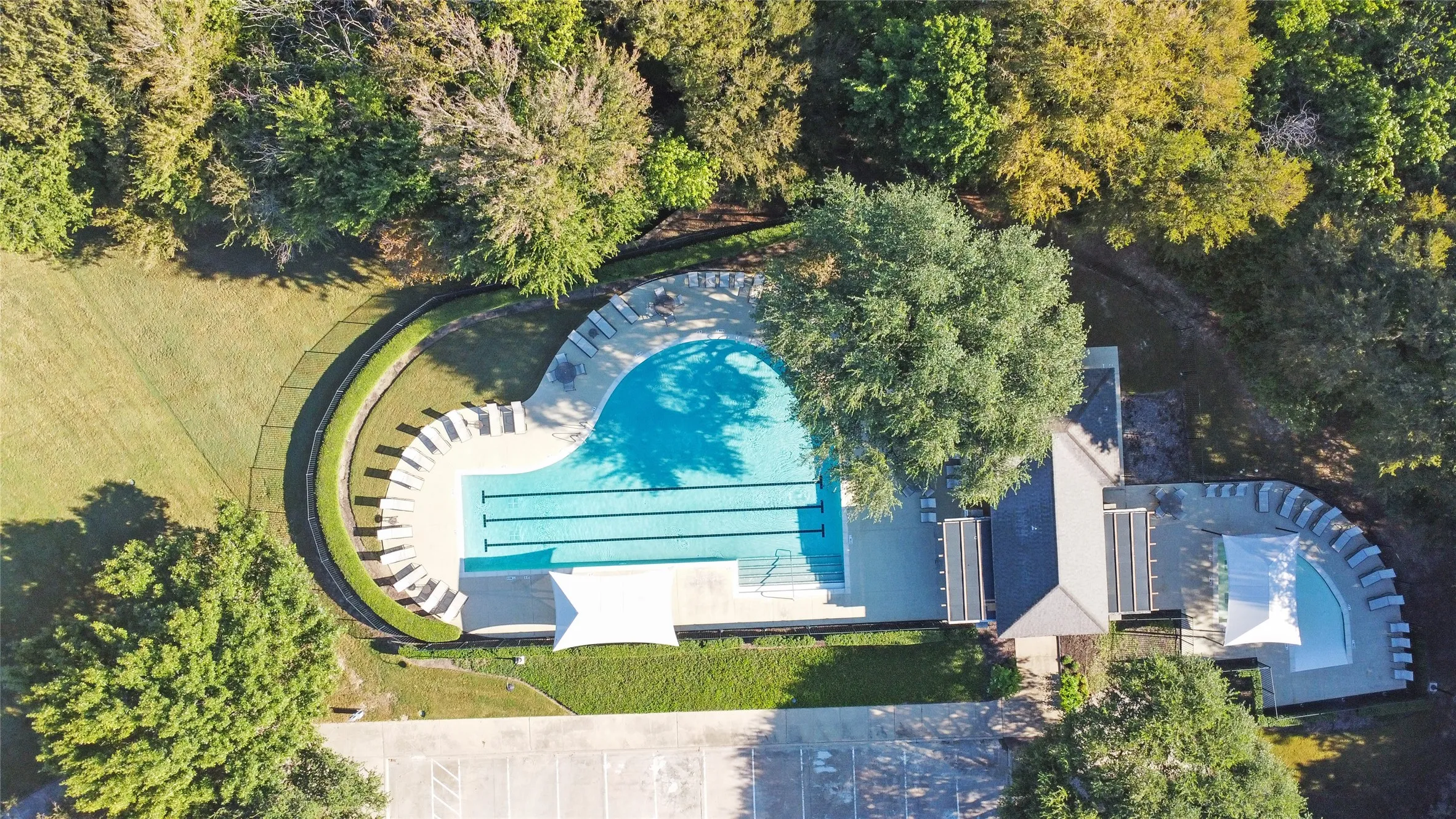 Single Family Residence For Sale in Collin County , 304 Turtle Court, Mc Kinney, Texas 75072, 4 Bedroom, 2 Bathroom, 2 Garage spaces, 2,102 Sqft, built in 2001, mls#21404320, Real Estate Agent in Mc Kinney, Homes For Sale in Collin county, Homes For Sale in Mc Kinney, Realtor in Mc Kinney Texas, Real Estate Brokerage Independent Realty Texas, Luminita Cordes Realtor