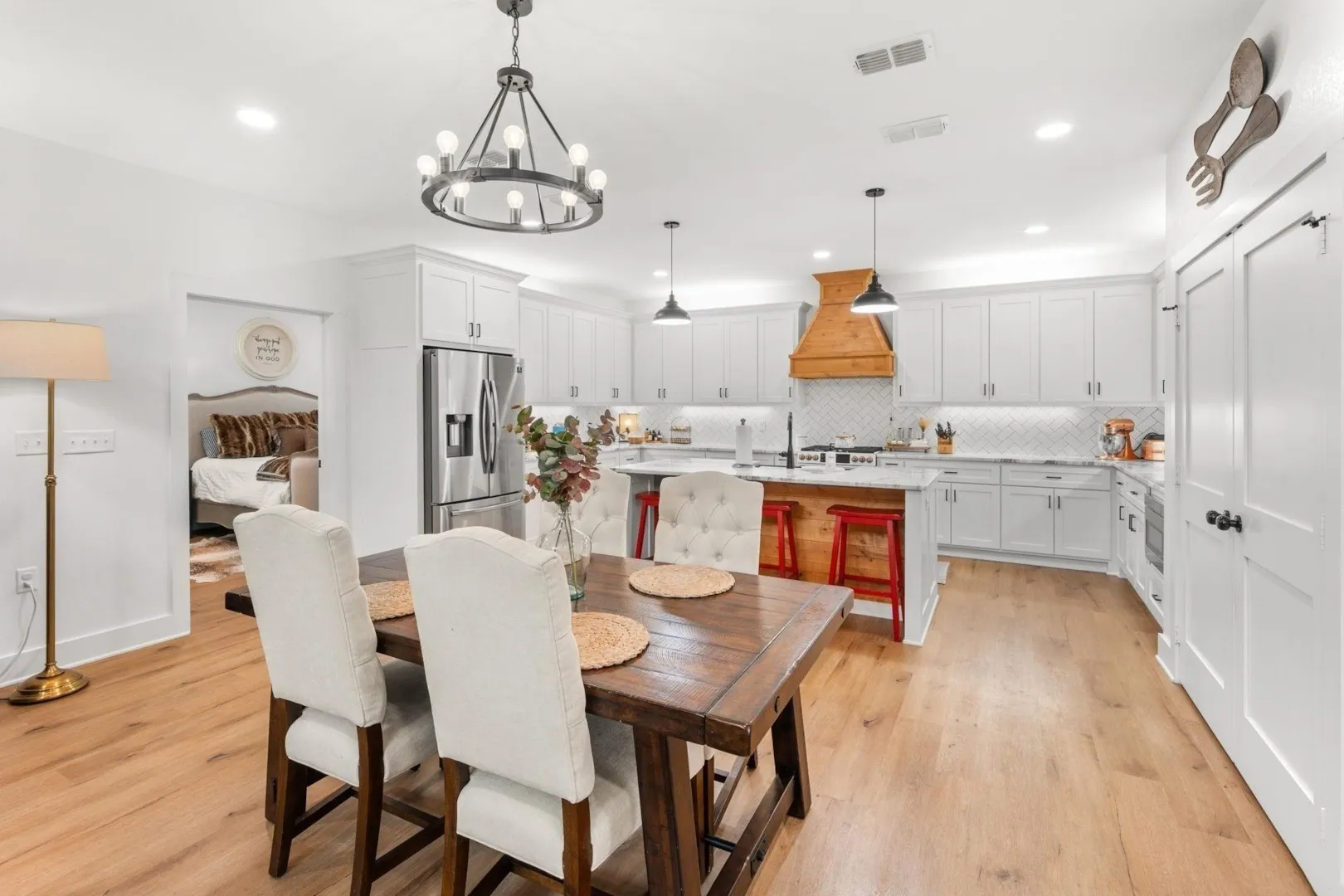 Single Family Residence For Sale in Smith County , 13127 S County Road 246, Arp, Texas 75750, 3 Bedroom, 3 Bathroom, 4 Garage spaces, 2,487 Sqft, built in 2023, mls#21404207, Real Estate Agent in Arp, Homes For Sale in Smith county, Homes For Sale in Arp, Realtor in Arp Texas, Real Estate Brokerage Independent Realty Texas, Luminita Cordes Realtor