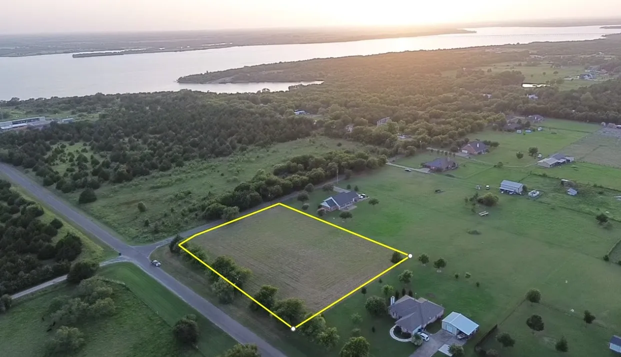 Unimproved Land For Sale in Ellis County , TBD Lakeview Drive, Ennis, Texas 75119, 0, 0, Garage spaces, 0 Sqft, built in 0, mls#21400744, Real Estate Agent in Ennis, Homes For Sale in Ellis county, Homes For Sale in Ennis, Realtor in Ennis Texas, Real Estate Brokerage Independent Realty Texas, Luminita Cordes Realtor
