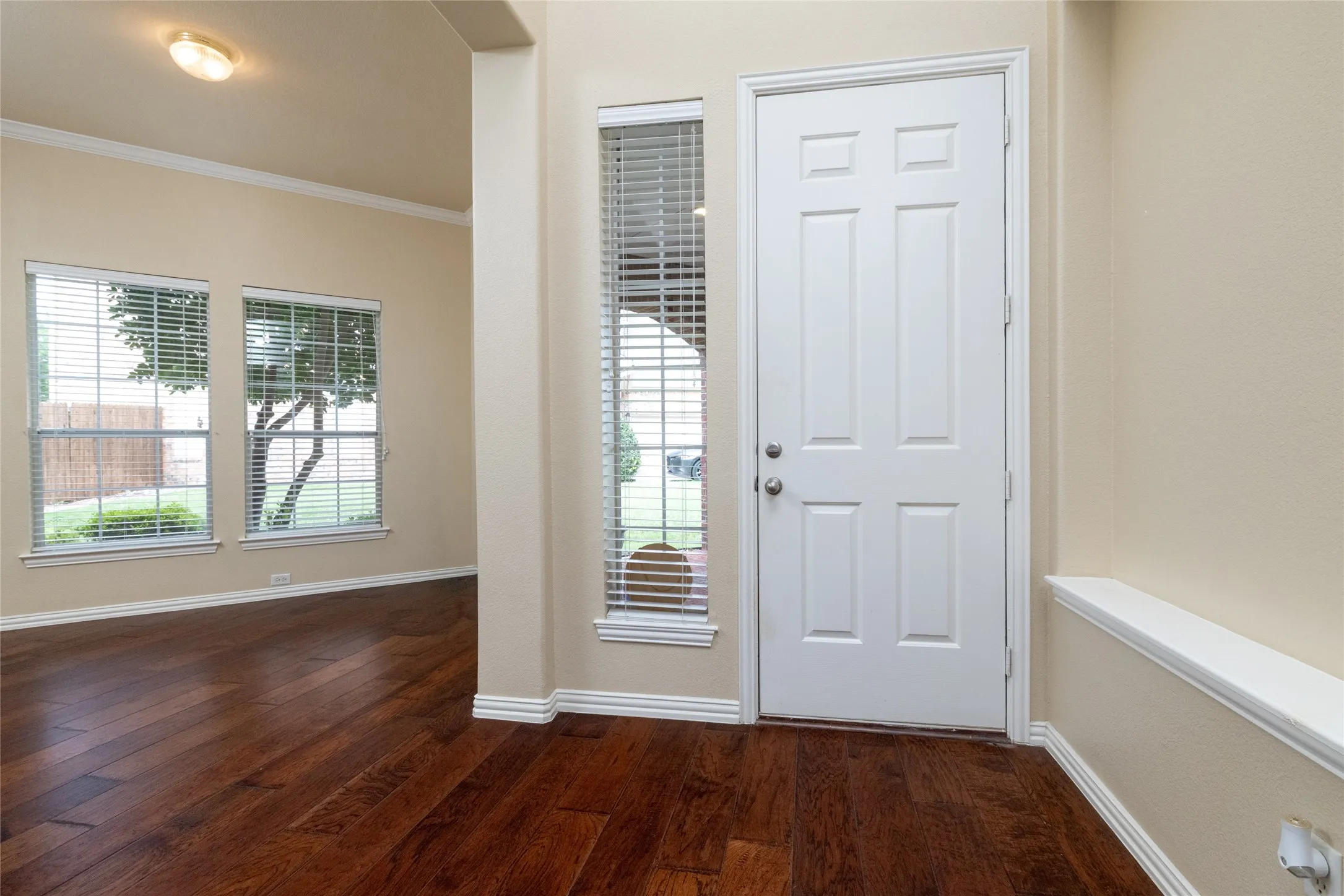 Single Family Residence For Sale in Tarrant County , 4136 Willingham Court, Fort Worth, Texas 76244, 5 Bedroom, 4 Bathroom, 3 Garage spaces, 4,043 Sqft, built in 2002, mls#21405485, Real Estate Agent in Fort Worth, Homes For Sale in Tarrant county, Homes For Sale in Fort Worth, Realtor in Fort Worth Texas, Real Estate Brokerage Independent Realty Texas, Luminita Cordes Realtor