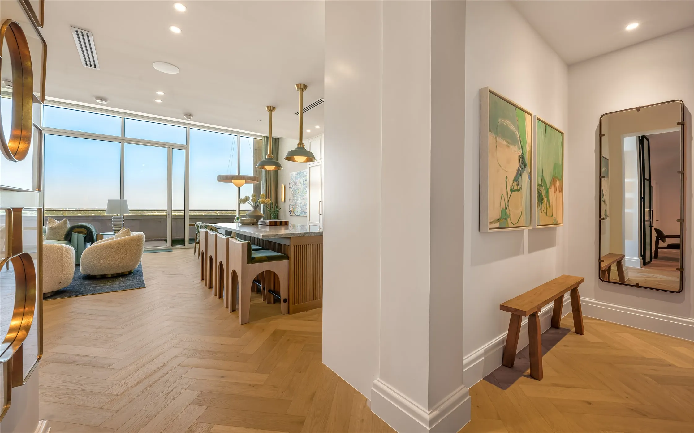 Condominium For Sale in Dallas County , 2408 Victory Park Lane 1442, Dallas, Texas 75219, 2 Bedroom, 3 Bathroom, 2 Garage spaces, 2,435 Sqft, built in 2005, mls#21404134, Real Estate Agent in Dallas, Homes For Sale in Dallas county, Homes For Sale in Dallas, Realtor in Dallas Texas, Real Estate Brokerage Independent Realty Texas, Luminita Cordes Realtor