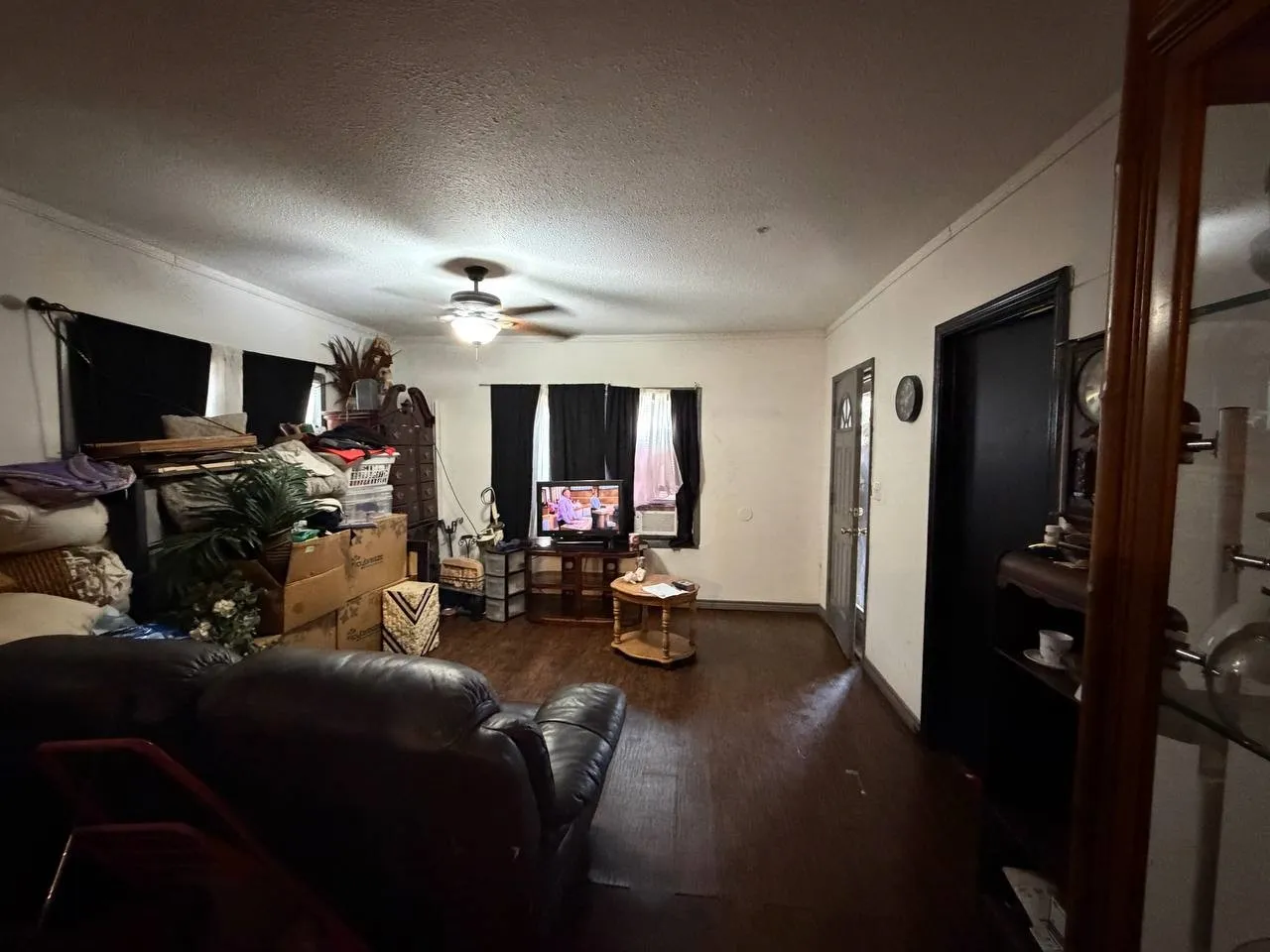 Single Family Residence For Sale in Nolan County , 406 E 12th Street, Sweetwater, Texas 79556, 2 Bedroom, 1 Bathroom, 2 Garage spaces, 938 Sqft, built in 1990, mls#21405487, Real Estate Agent in Sweetwater, Homes For Sale in Nolan county, Homes For Sale in Sweetwater, Realtor in Sweetwater Texas, Real Estate Brokerage Independent Realty Texas, Luminita Cordes Realtor