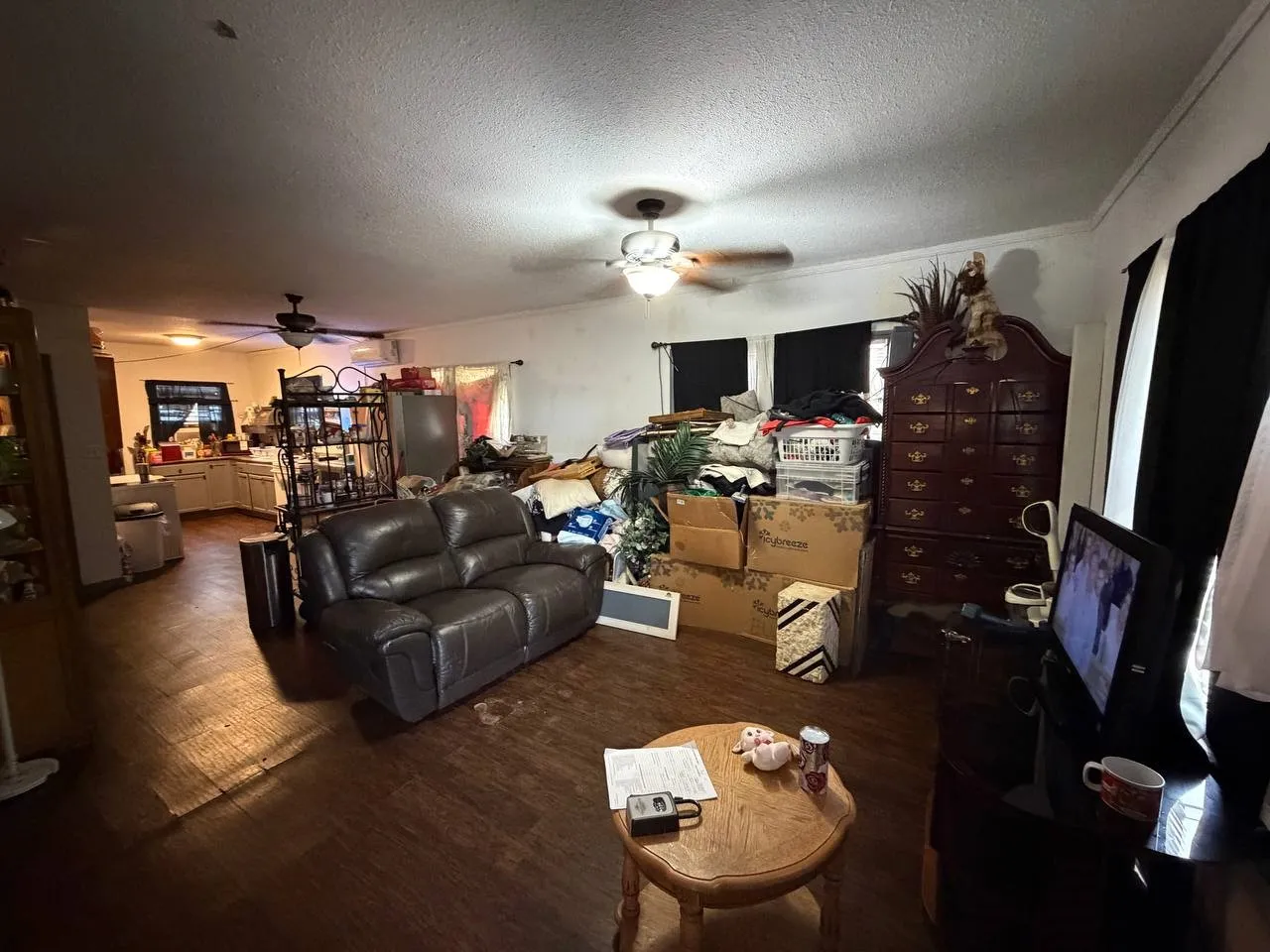 Single Family Residence For Sale in Nolan County , 406 E 12th Street, Sweetwater, Texas 79556, 2 Bedroom, 1 Bathroom, 2 Garage spaces, 938 Sqft, built in 1990, mls#21405487, Real Estate Agent in Sweetwater, Homes For Sale in Nolan county, Homes For Sale in Sweetwater, Realtor in Sweetwater Texas, Real Estate Brokerage Independent Realty Texas, Luminita Cordes Realtor