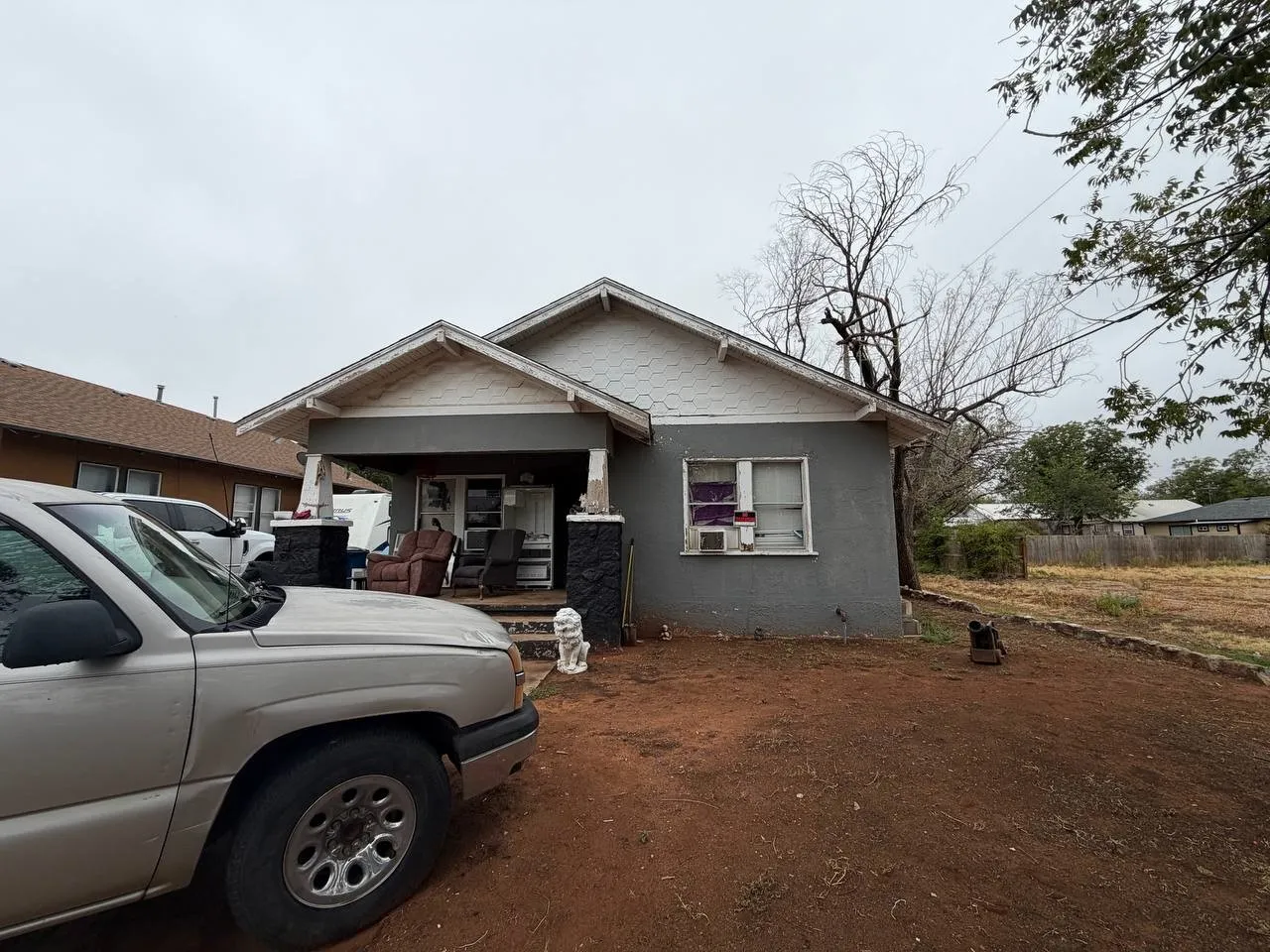Single Family Residence For Sale in Nolan County , 406 E 12th Street, Sweetwater, Texas 79556, 2 Bedroom, 1 Bathroom, 2 Garage spaces, 938 Sqft, built in 1990, mls#21405487, Real Estate Agent in Sweetwater, Homes For Sale in Nolan county, Homes For Sale in Sweetwater, Realtor in Sweetwater Texas, Real Estate Brokerage Independent Realty Texas, Luminita Cordes Realtor