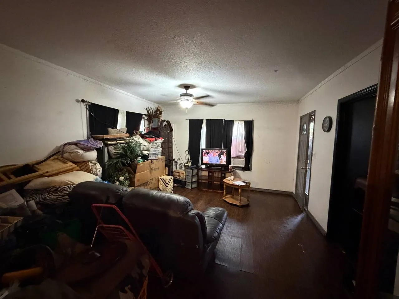 Single Family Residence For Sale in Nolan County , 406 E 12th Street, Sweetwater, Texas 79556, 2 Bedroom, 1 Bathroom, 2 Garage spaces, 938 Sqft, built in 1990, mls#21405487, Real Estate Agent in Sweetwater, Homes For Sale in Nolan county, Homes For Sale in Sweetwater, Realtor in Sweetwater Texas, Real Estate Brokerage Independent Realty Texas, Luminita Cordes Realtor