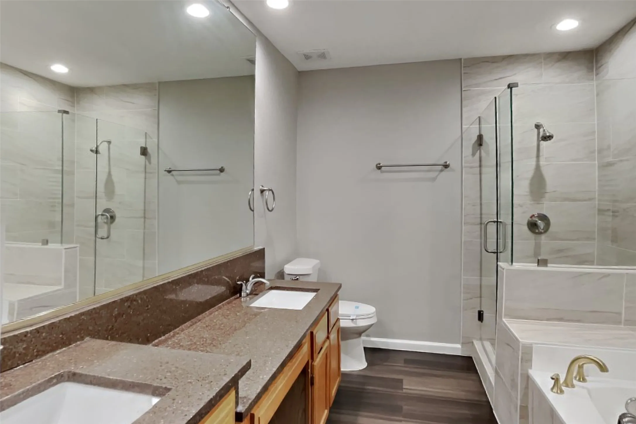 Single Family Residence For Rent in Dallas County , 3408 Beech Street, Rowlett, Texas 75089, 3 Bedroom, 2 Bathroom, 2 Garage spaces, 1,720 Sqft, built in 1986, mls#21404582, Real Estate Agent in Rowlett, Homes For Rent in Dallas county, Homes For Rent in Rowlett, Realtor in Rowlett Texas, Real Estate Brokerage Independent Realty Texas, Luminita Cordes Realtor
