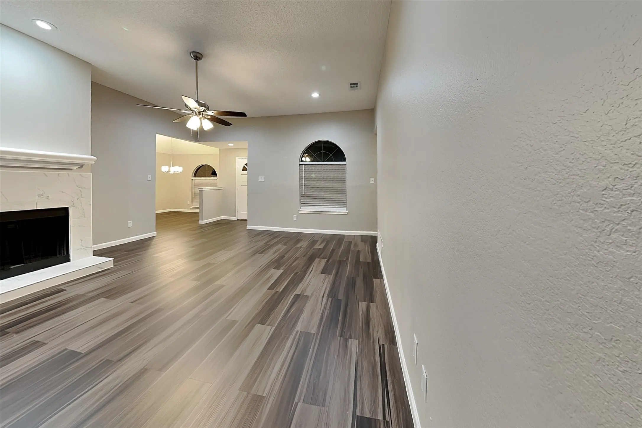 Single Family Residence For Rent in Dallas County , 3408 Beech Street, Rowlett, Texas 75089, 3 Bedroom, 2 Bathroom, 2 Garage spaces, 1,720 Sqft, built in 1986, mls#21404582, Real Estate Agent in Rowlett, Homes For Rent in Dallas county, Homes For Rent in Rowlett, Realtor in Rowlett Texas, Real Estate Brokerage Independent Realty Texas, Luminita Cordes Realtor