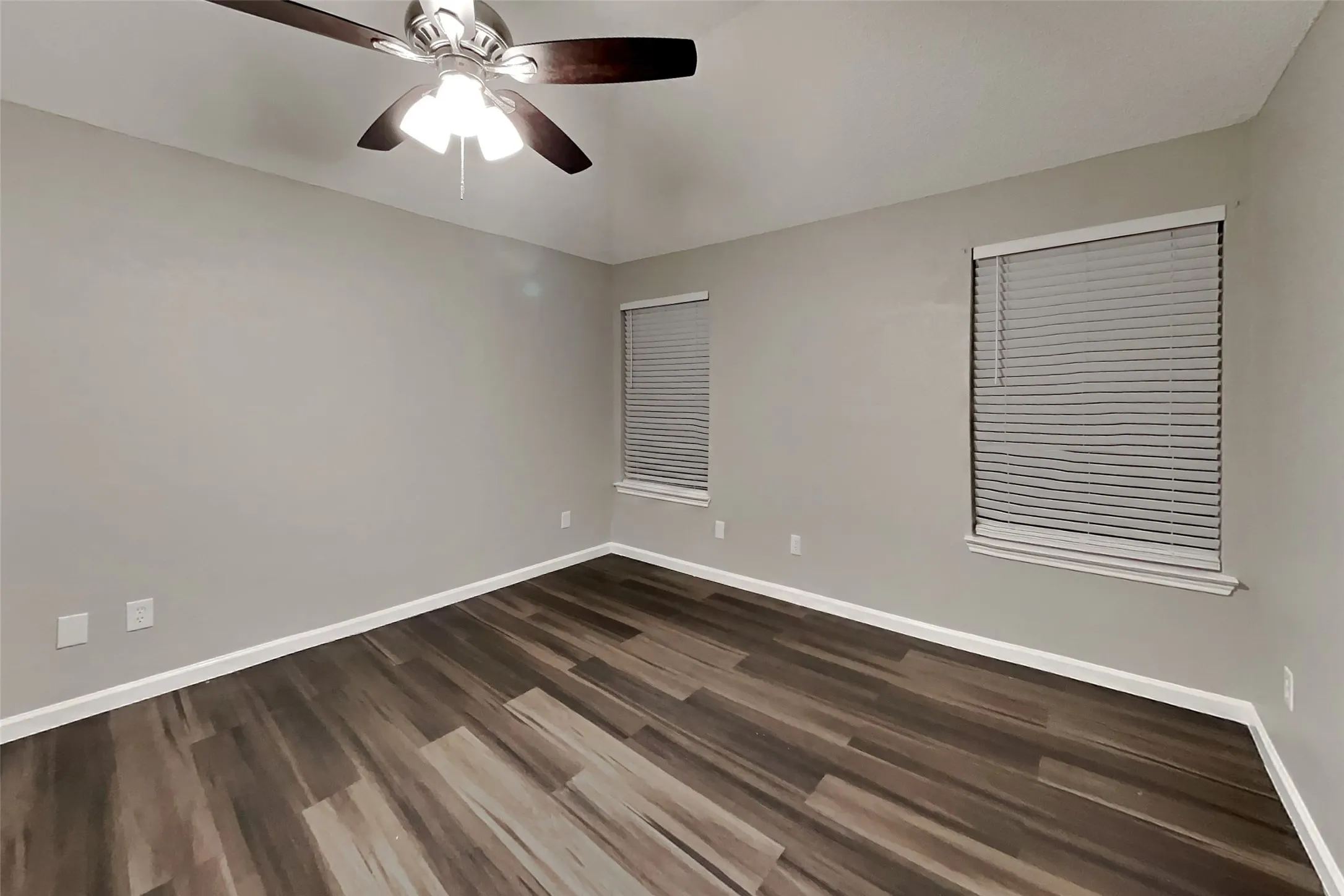 Single Family Residence For Rent in Dallas County , 3408 Beech Street, Rowlett, Texas 75089, 3 Bedroom, 2 Bathroom, 2 Garage spaces, 1,720 Sqft, built in 1986, mls#21404582, Real Estate Agent in Rowlett, Homes For Rent in Dallas county, Homes For Rent in Rowlett, Realtor in Rowlett Texas, Real Estate Brokerage Independent Realty Texas, Luminita Cordes Realtor