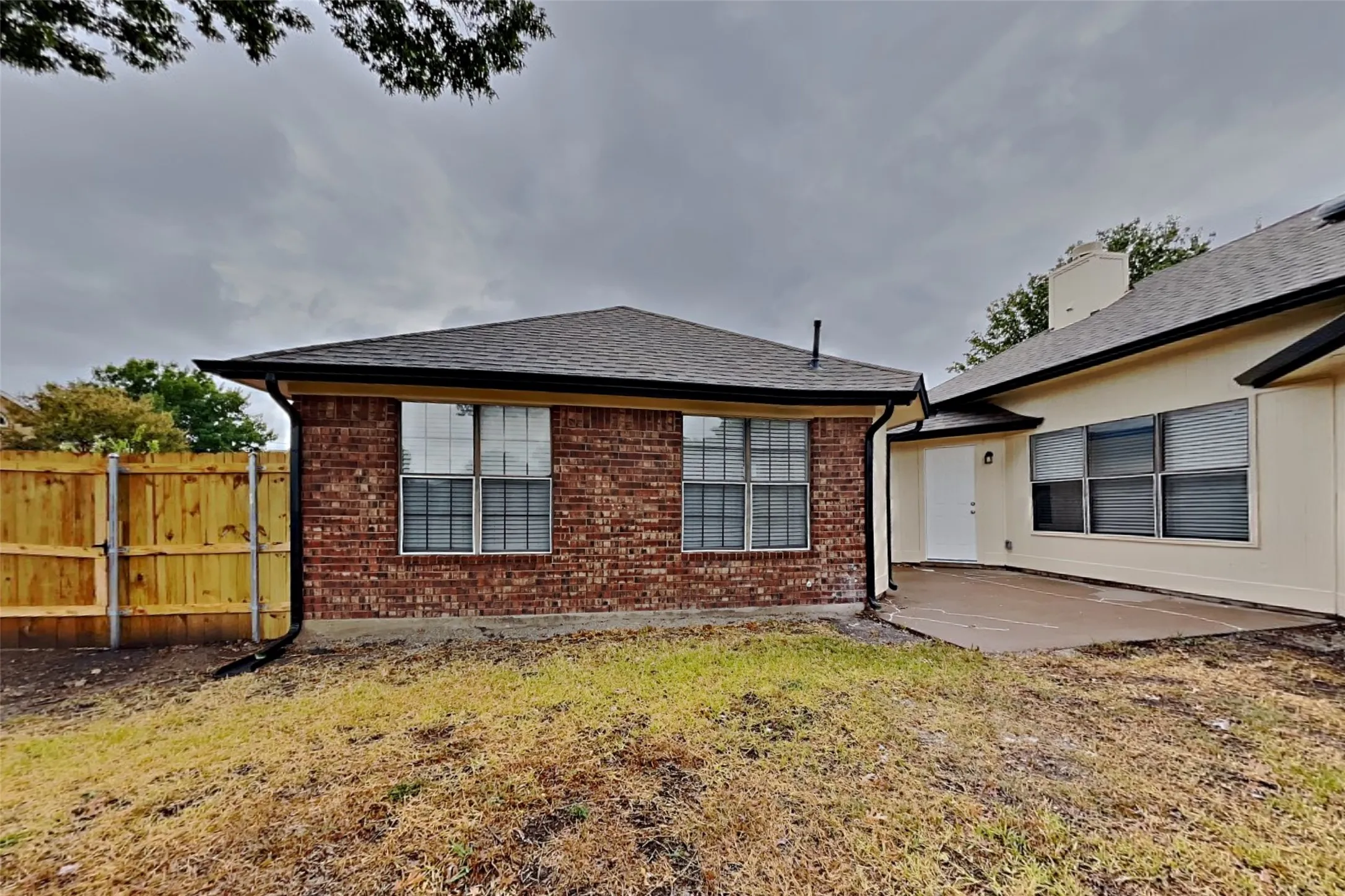 Single Family Residence For Rent in Dallas County , 3408 Beech Street, Rowlett, Texas 75089, 3 Bedroom, 2 Bathroom, 2 Garage spaces, 1,720 Sqft, built in 1986, mls#21404582, Real Estate Agent in Rowlett, Homes For Rent in Dallas county, Homes For Rent in Rowlett, Realtor in Rowlett Texas, Real Estate Brokerage Independent Realty Texas, Luminita Cordes Realtor