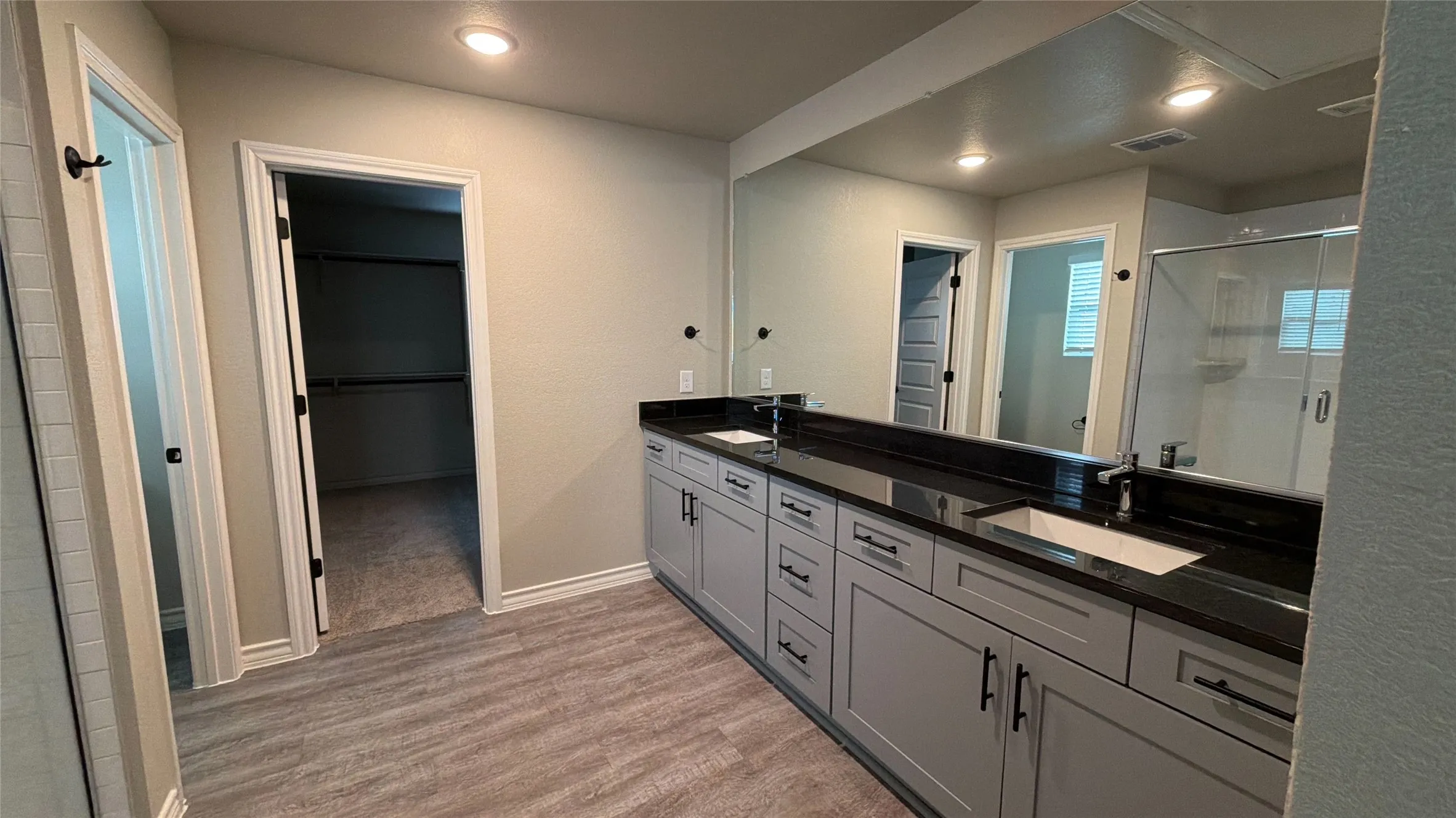 Single Family Residence For Rent in Denton County , 604 Vine Street 144, Argyle, Texas 76226, 4 Bedroom, 4 Bathroom, 2 Garage spaces, 2,430 Sqft, built in 2022, mls#21405488, Real Estate Agent in Argyle, Homes For Rent in Denton county, Homes For Rent in Argyle, Realtor in Argyle Texas, Real Estate Brokerage Independent Realty Texas, Luminita Cordes Realtor