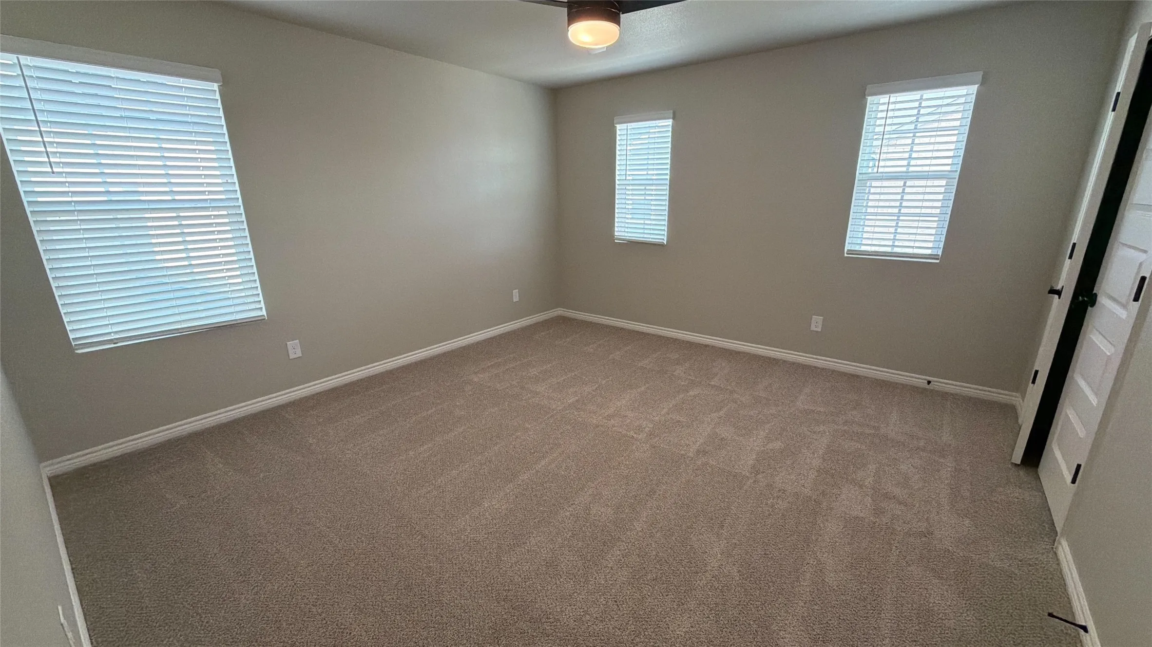 Single Family Residence For Rent in Denton County , 604 Vine Street 144, Argyle, Texas 76226, 4 Bedroom, 4 Bathroom, 2 Garage spaces, 2,430 Sqft, built in 2022, mls#21405488, Real Estate Agent in Argyle, Homes For Rent in Denton county, Homes For Rent in Argyle, Realtor in Argyle Texas, Real Estate Brokerage Independent Realty Texas, Luminita Cordes Realtor