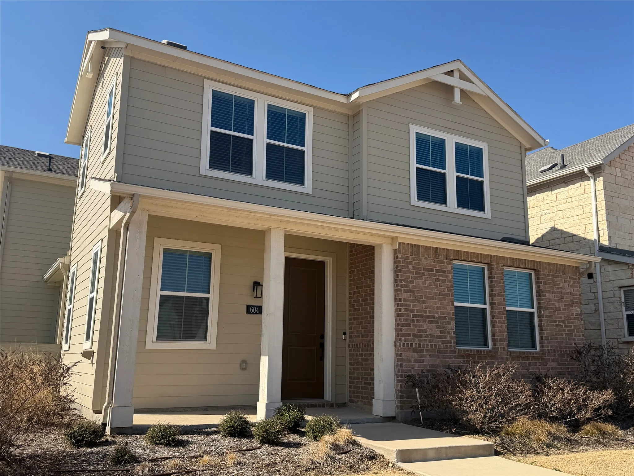 Single Family Residence For Rent in Denton County , 604 Vine Street 144, Argyle, Texas 76226, 4 Bedroom, 4 Bathroom, 2 Garage spaces, 2,430 Sqft, built in 2022, mls#21405488, Real Estate Agent in Argyle, Homes For Rent in Denton county, Homes For Rent in Argyle, Realtor in Argyle Texas, Real Estate Brokerage Independent Realty Texas, Luminita Cordes Realtor