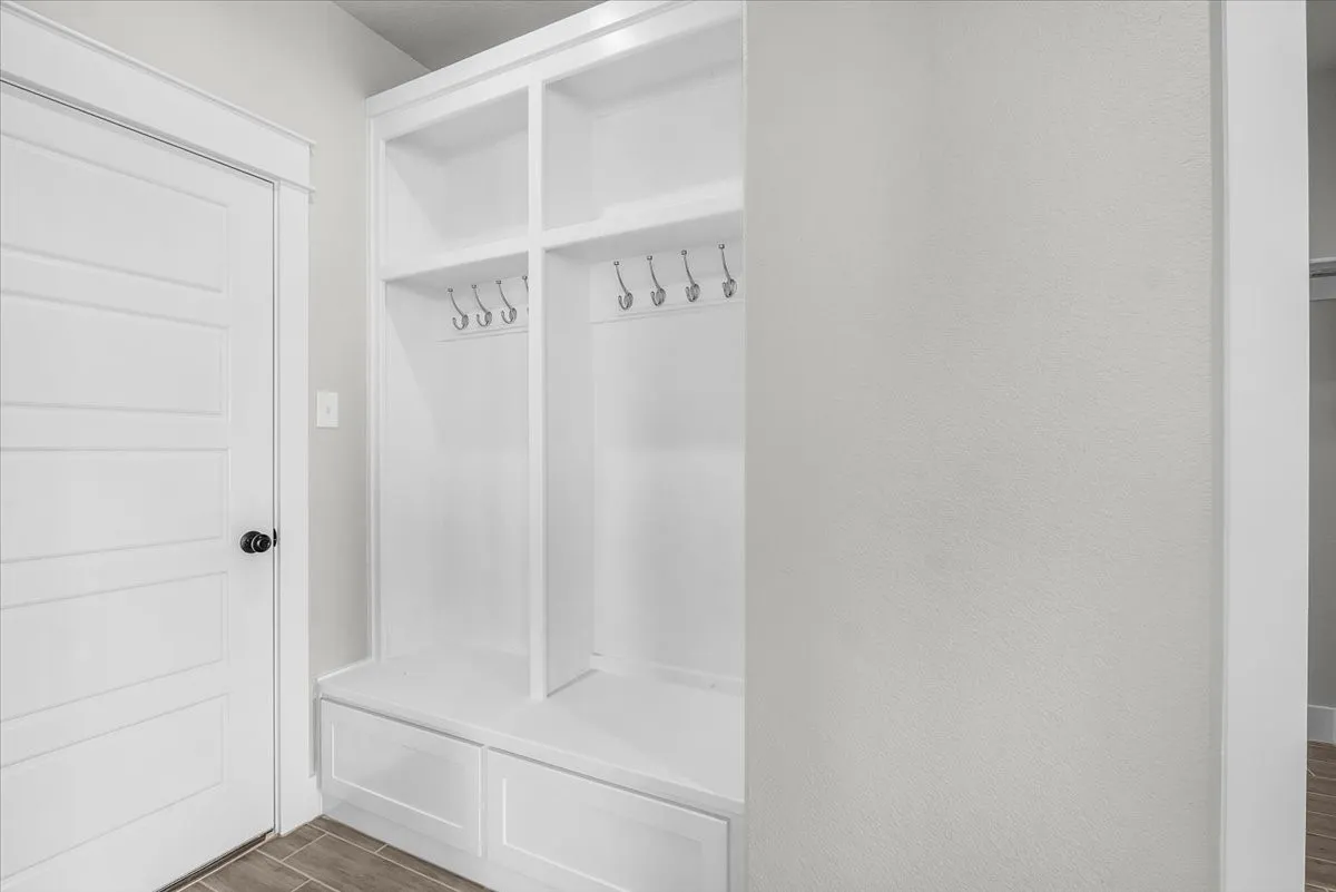 Single Family Residence For Sale in Parker County , 4020 Windy Point Ranch Road, Cresson, Texas 76035, 4 Bedroom, 2 Bathroom, 3 Garage spaces, 2,257 Sqft, built in 2022, mls#21371732, Real Estate Agent in Cresson, Homes For Sale in Parker county, Homes For Sale in Cresson, Realtor in Cresson Texas, Real Estate Brokerage Independent Realty Texas, Luminita Cordes Realtor