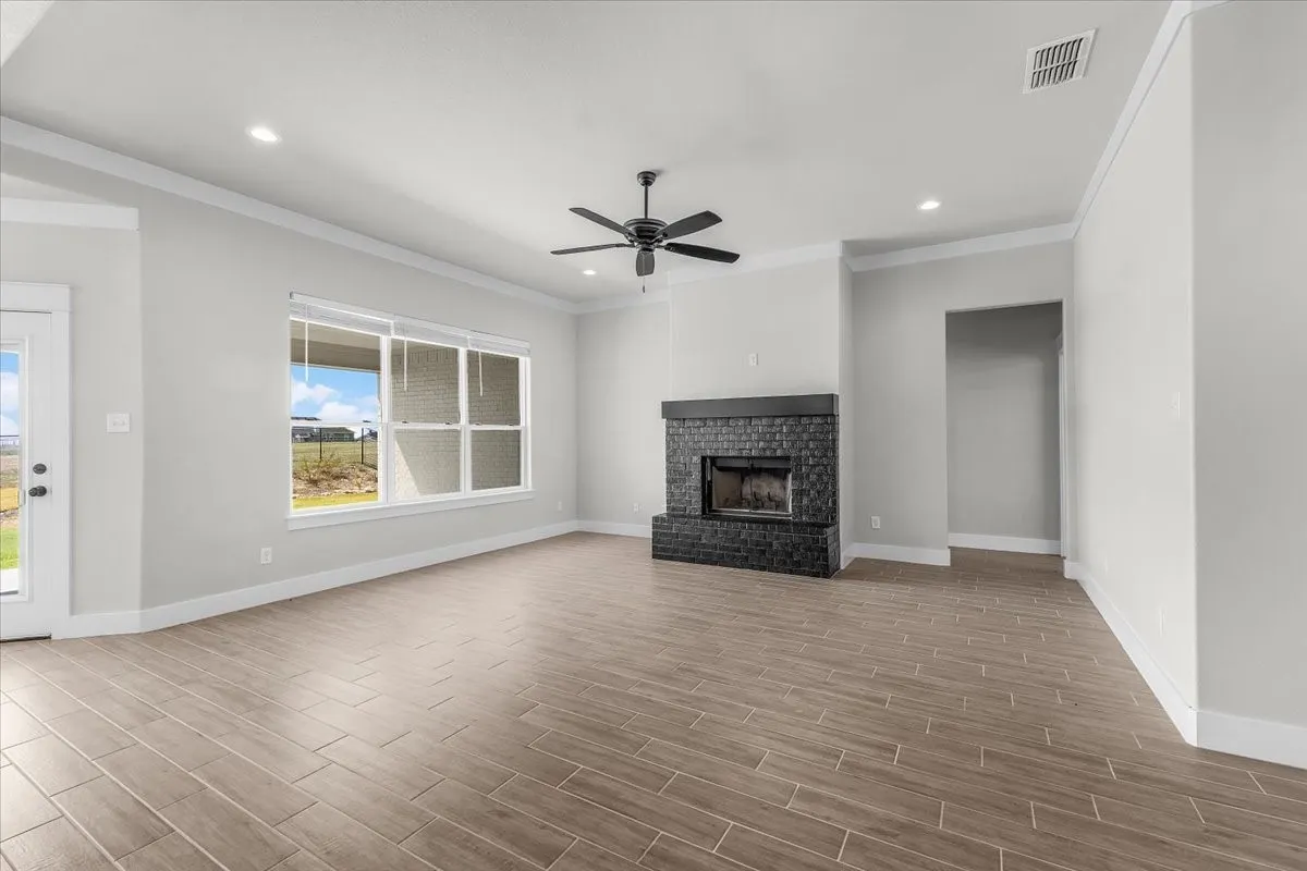 Single Family Residence For Sale in Parker County , 4020 Windy Point Ranch Road, Cresson, Texas 76035, 4 Bedroom, 2 Bathroom, 3 Garage spaces, 2,257 Sqft, built in 2022, mls#21371732, Real Estate Agent in Cresson, Homes For Sale in Parker county, Homes For Sale in Cresson, Realtor in Cresson Texas, Real Estate Brokerage Independent Realty Texas, Luminita Cordes Realtor