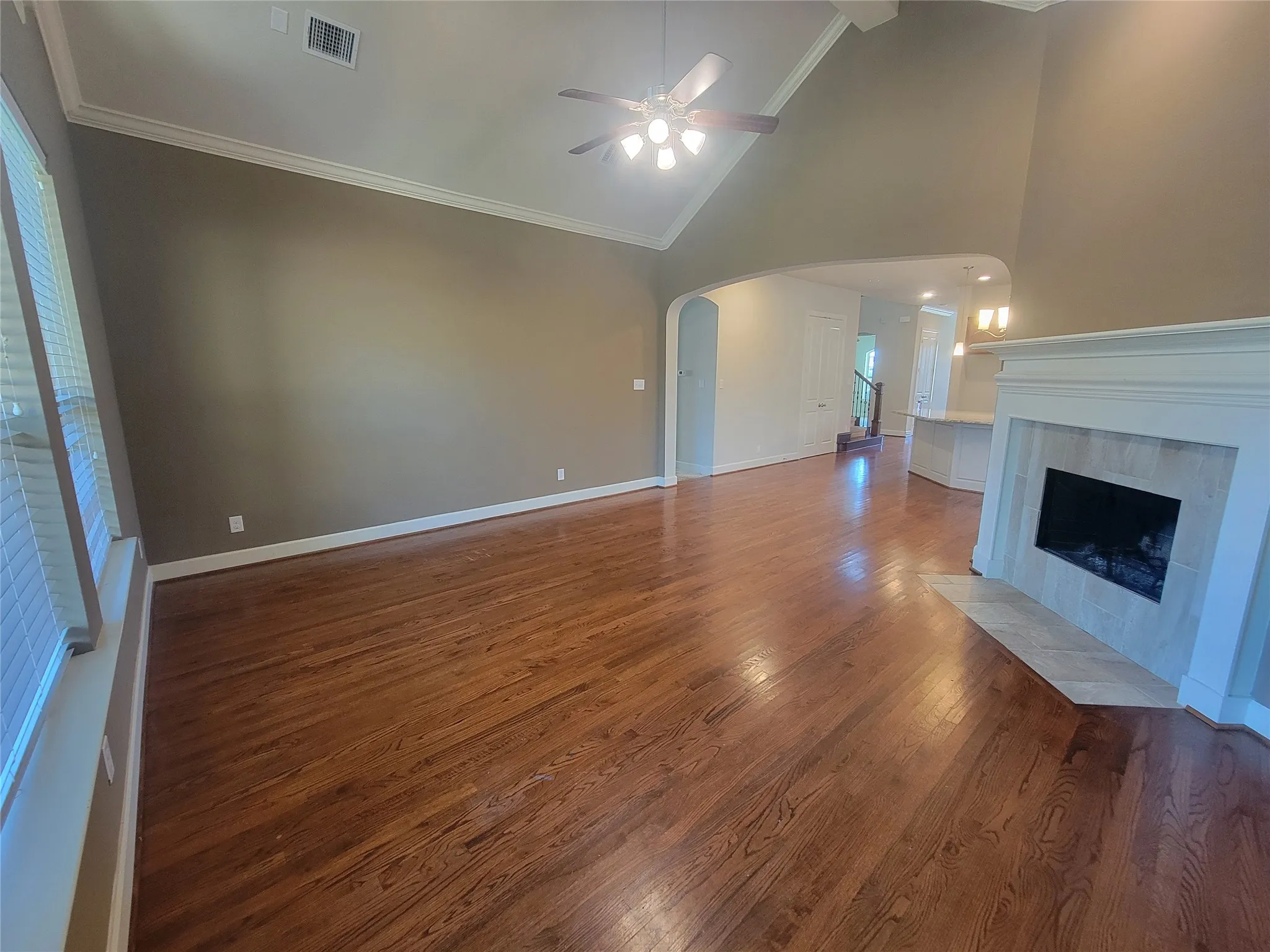Single Family Residence For Rent in Tarrant County , 1023 Winter Fire Way, Arlington, Texas 76005, 5 Bedroom, 4 Bathroom, 2 Garage spaces, 3,566 Sqft, built in 2014, mls#21402861, Real Estate Agent in Arlington, Homes For Rent in Tarrant county, Homes For Rent in Arlington, Realtor in Arlington Texas, Real Estate Brokerage Independent Realty Texas, Luminita Cordes Realtor