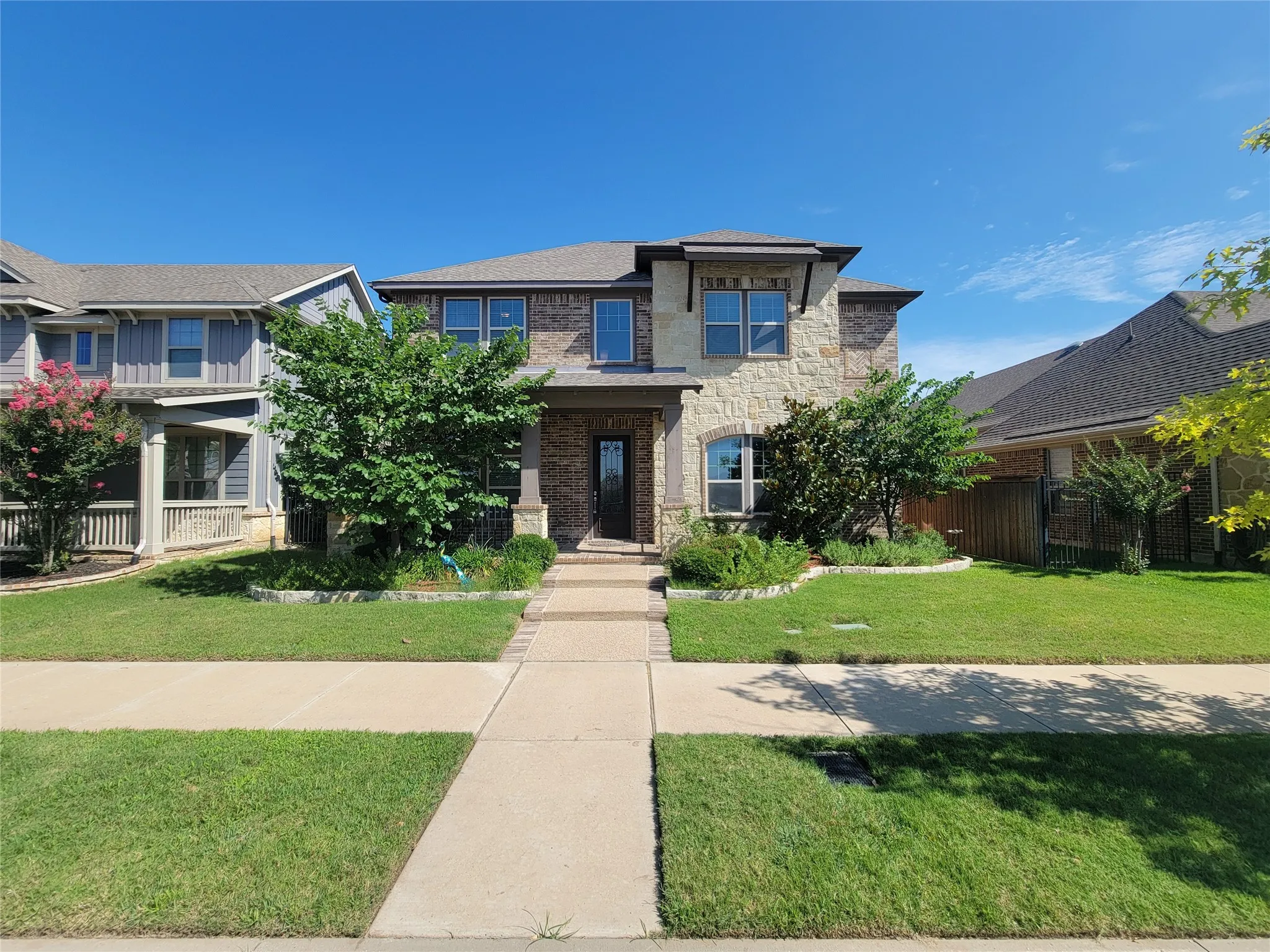 Single Family Residence For Rent in Tarrant County , 1023 Winter Fire Way, Arlington, Texas 76005, 5 Bedroom, 4 Bathroom, 2 Garage spaces, 3,566 Sqft, built in 2014, mls#21402861, Real Estate Agent in Arlington, Homes For Rent in Tarrant county, Homes For Rent in Arlington, Realtor in Arlington Texas, Real Estate Brokerage Independent Realty Texas, Luminita Cordes Realtor
