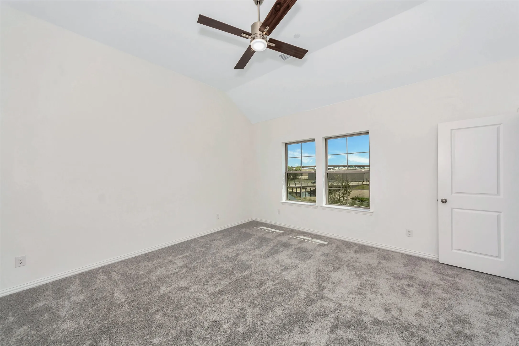 Townhouse For Rent in Tarrant County , 4413 Union Street, North Richland Hills, Texas 76180, 3 Bedroom, 3 Bathroom, 2 Garage spaces, 1,671 Sqft, built in 2023, mls#21405505, Real Estate Agent in North Richland Hills, Homes For Rent in Tarrant county, Homes For Rent in North Richland Hills, Realtor in North Richland Hills Texas, Real Estate Brokerage Independent Realty Texas, Luminita Cordes Realtor