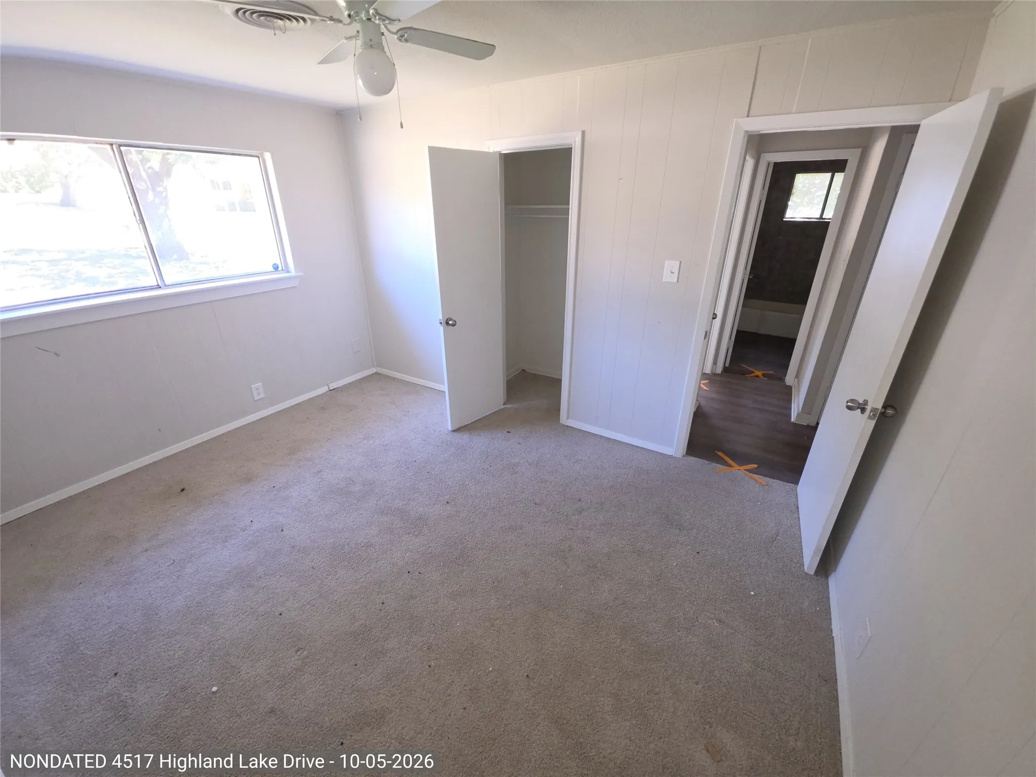 Single Family Residence For Sale in Tarrant County , 4517 Highland Lake Drive, Lake Worth, Texas 76135, 3 Bedroom, 1 Bathroom, Garage spaces, 1,546 Sqft, built in 1959, mls#21403826, Real Estate Agent in Lake Worth, Homes For Sale in Tarrant county, Homes For Sale in Lake Worth, Realtor in Lake Worth Texas, Real Estate Brokerage Independent Realty Texas, Luminita Cordes Realtor