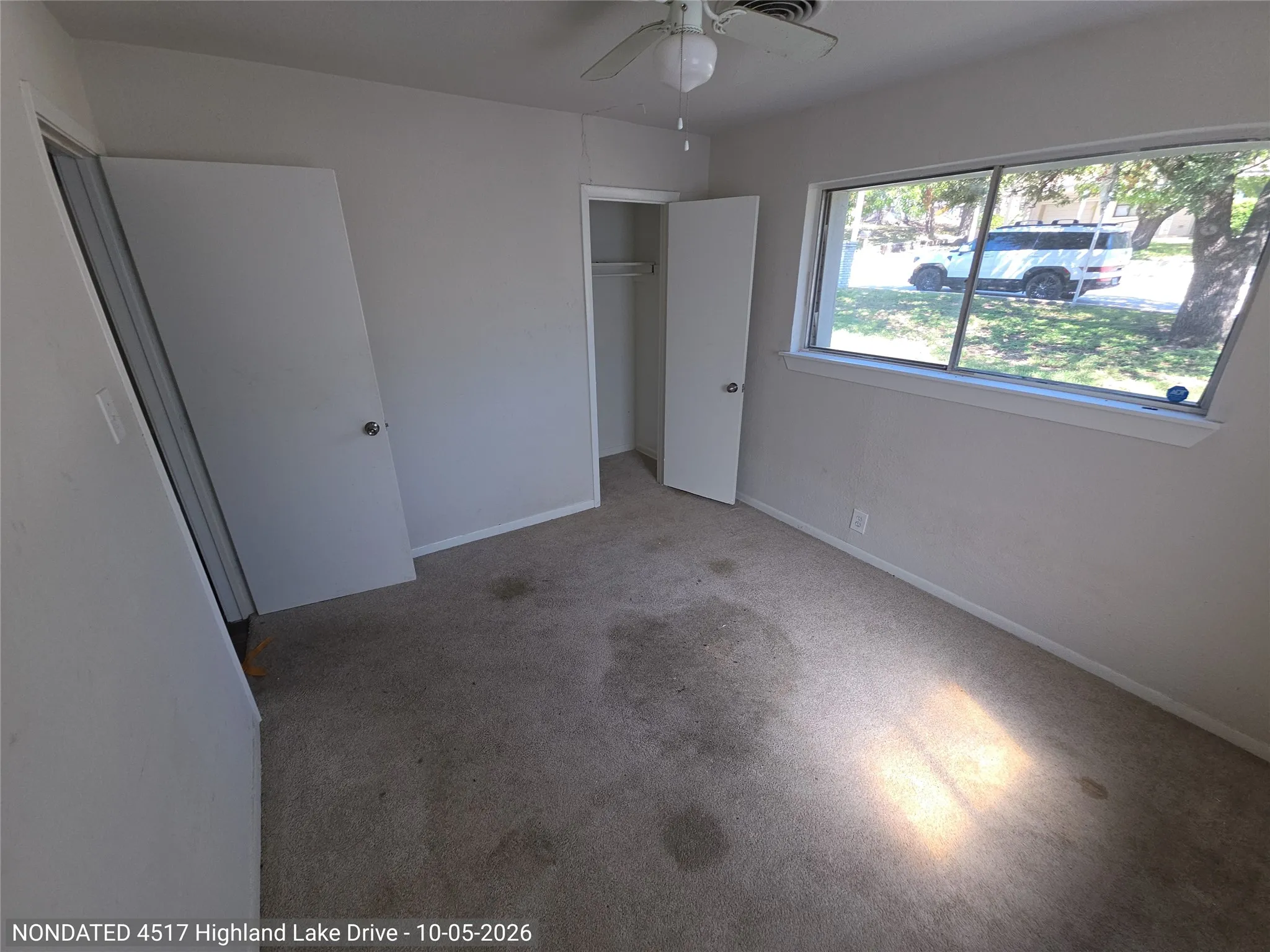 Single Family Residence For Sale in Tarrant County , 4517 Highland Lake Drive, Lake Worth, Texas 76135, 3 Bedroom, 1 Bathroom, Garage spaces, 1,546 Sqft, built in 1959, mls#21403826, Real Estate Agent in Lake Worth, Homes For Sale in Tarrant county, Homes For Sale in Lake Worth, Realtor in Lake Worth Texas, Real Estate Brokerage Independent Realty Texas, Luminita Cordes Realtor