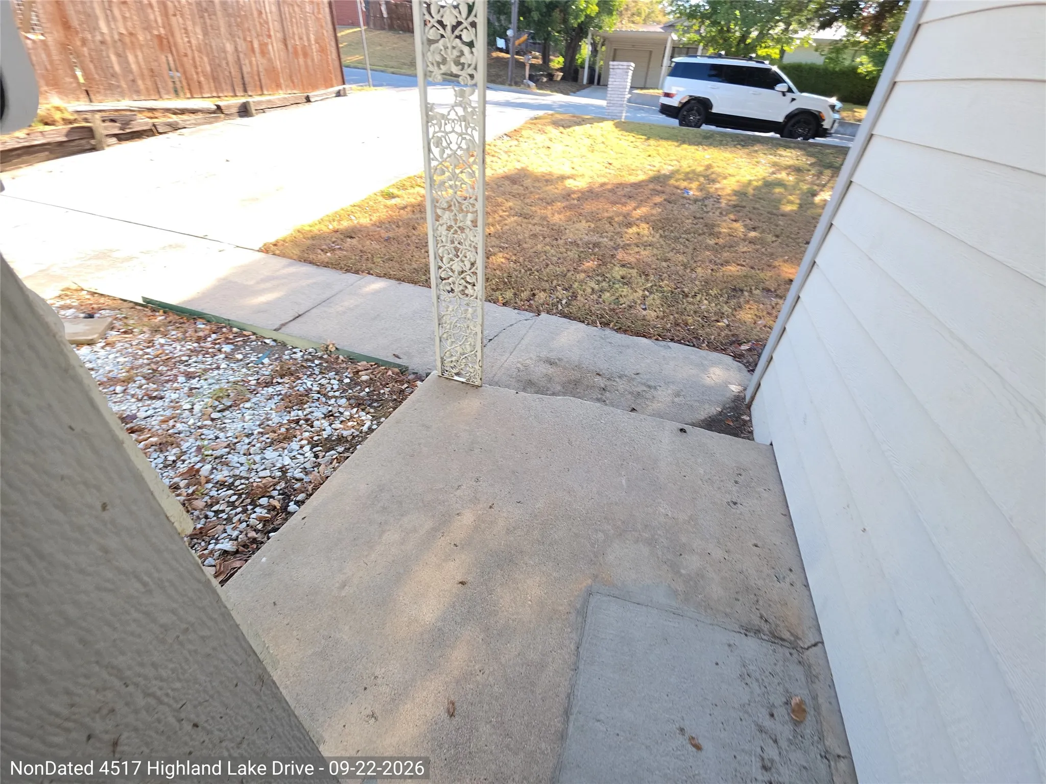 Single Family Residence For Sale in Tarrant County , 4517 Highland Lake Drive, Lake Worth, Texas 76135, 3 Bedroom, 1 Bathroom, Garage spaces, 1,546 Sqft, built in 1959, mls#21403826, Real Estate Agent in Lake Worth, Homes For Sale in Tarrant county, Homes For Sale in Lake Worth, Realtor in Lake Worth Texas, Real Estate Brokerage Independent Realty Texas, Luminita Cordes Realtor