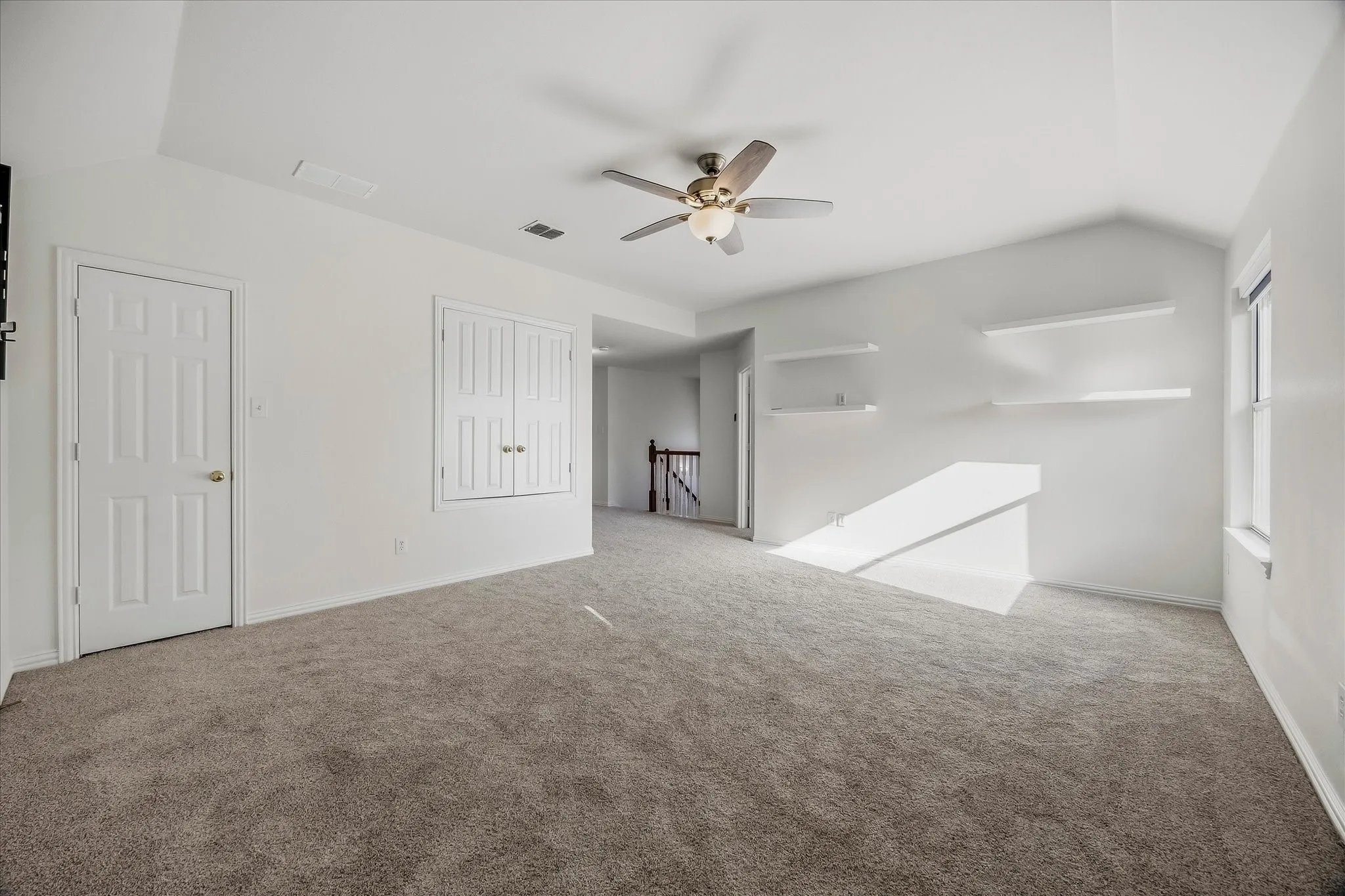 Single Family Residence For Sale in Dallas County , 4102 Stone Haven Drive, Garland, Texas 75043, 4 Bedroom, 3 Bathroom, 2 Garage spaces, 3,156 Sqft, built in 2003, mls#21405496, Real Estate Agent in Garland, Homes For Sale in Dallas county, Homes For Sale in Garland, Realtor in Garland Texas, Real Estate Brokerage Independent Realty Texas, Luminita Cordes Realtor