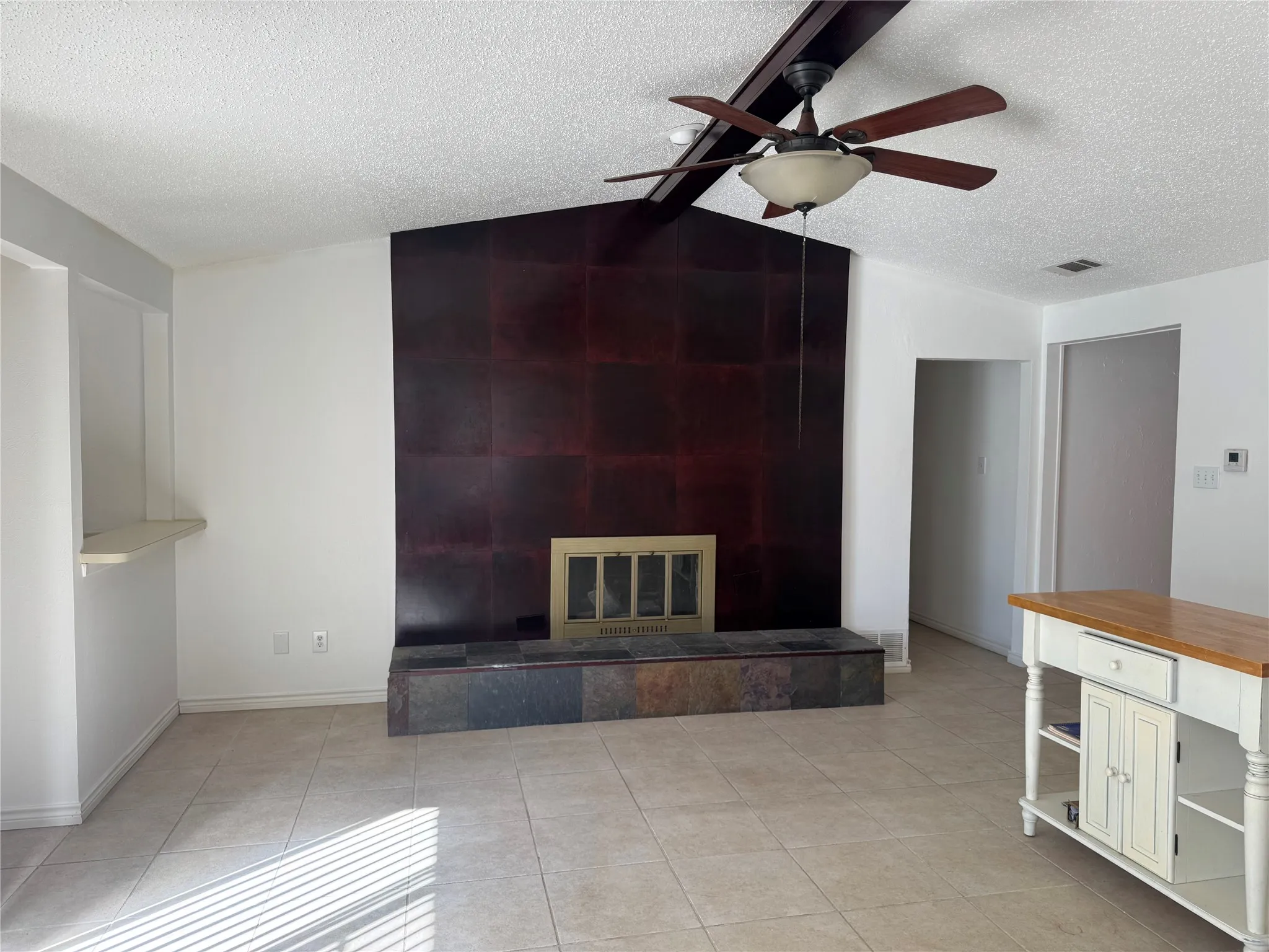 Single Family Residence For Rent in Dallas County , 1715 Carolyn Way, Richardson, Texas 75081, 3 Bedroom, 2 Bathroom, 2 Garage spaces, 1,827 Sqft, built in 1979, mls#21405352, Real Estate Agent in Richardson, Homes For Rent in Dallas county, Homes For Rent in Richardson, Realtor in Richardson Texas, Real Estate Brokerage Independent Realty Texas, Luminita Cordes Realtor
