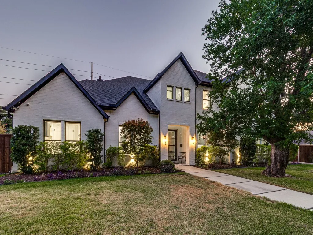Single Family Residence For Sale in Dallas County , 3536 Jubilee Trail, Dallas, Texas 75229, 4 Bedroom, 4 Bathroom, 2 Garage spaces, 4,500 Sqft, built in 2020, mls#21394034, Real Estate Agent in Dallas, Homes For Sale in Dallas county, Homes For Sale in Dallas, Realtor in Dallas Texas, Real Estate Brokerage Independent Realty Texas, Luminita Cordes Realtor