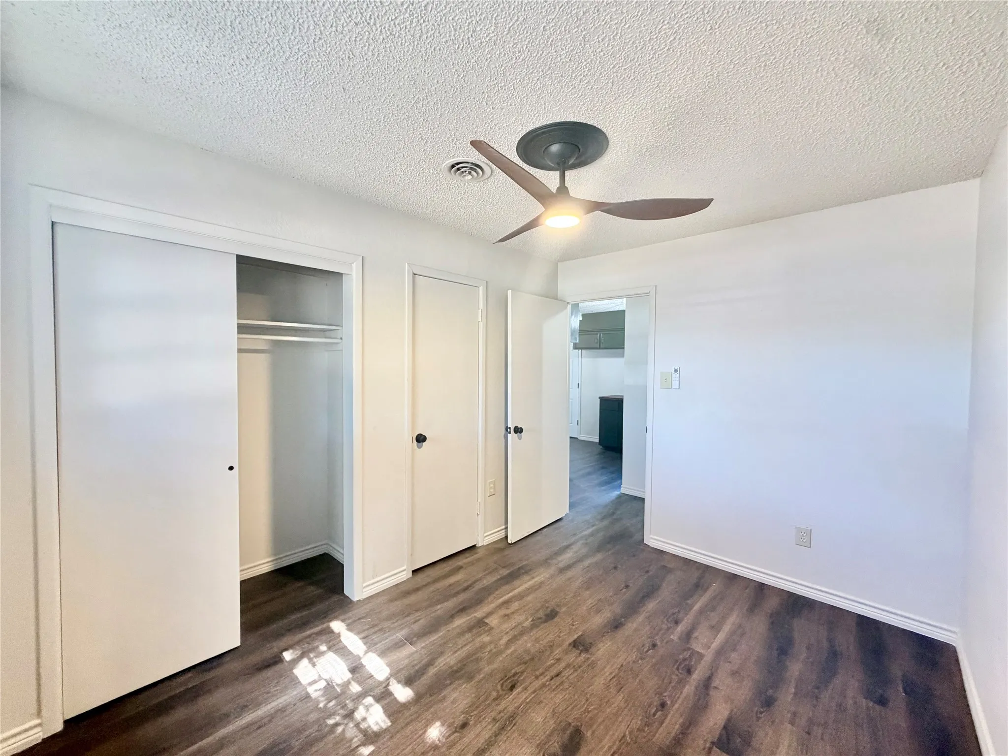 Single Family Residence For Sale in Taylor County , 5344 Durango Drive, Abilene, Texas 79605, 3 Bedroom, 1 Bathroom, Garage spaces, 1,178 Sqft, built in 1958, mls#21404326, Real Estate Agent in Abilene, Homes For Sale in Taylor county, Homes For Sale in Abilene, Realtor in Abilene Texas, Real Estate Brokerage Independent Realty Texas, Luminita Cordes Realtor