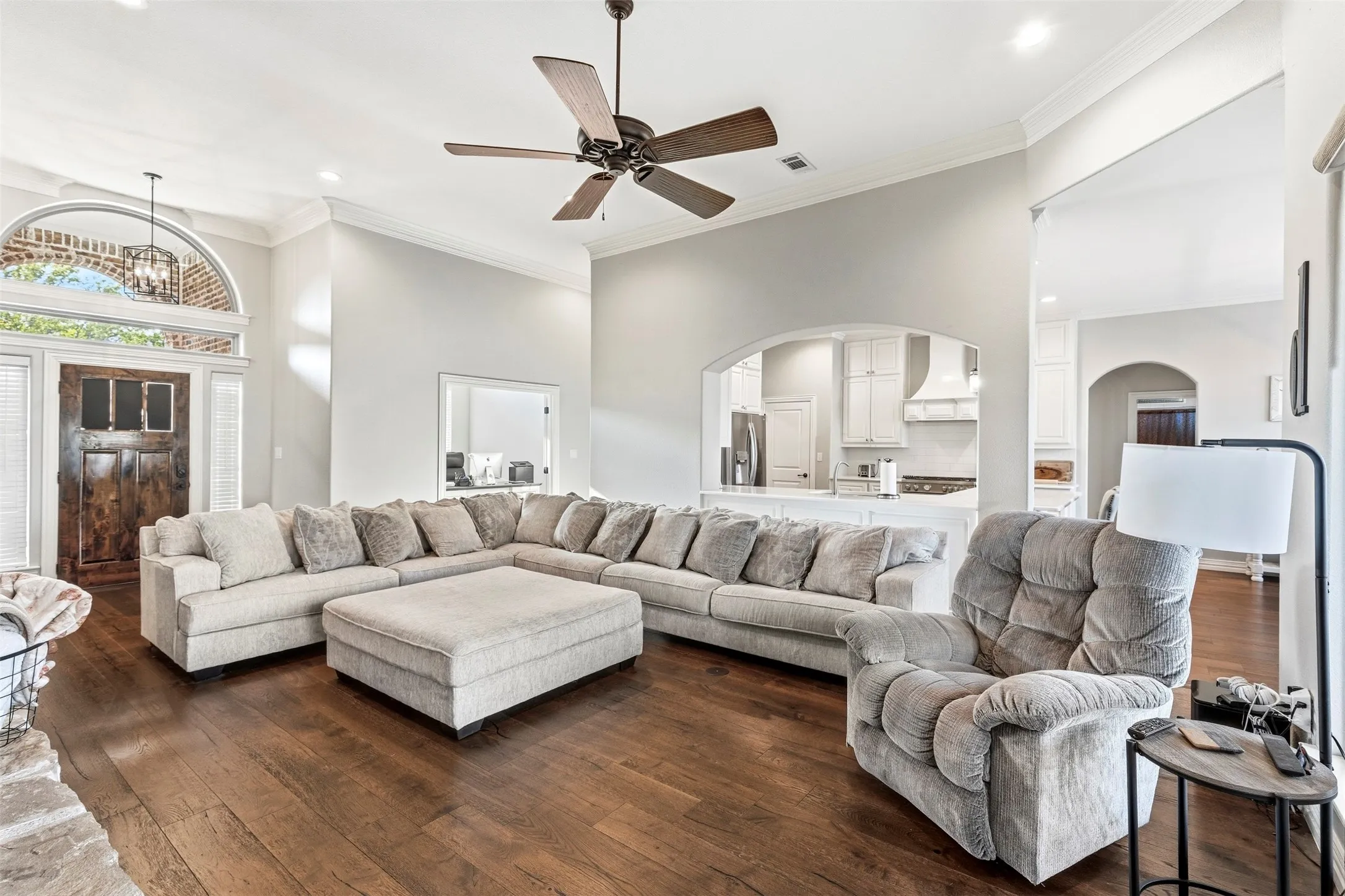 Single Family Residence For Sale in Grayson County , 1037 Addison Avenue, Pottsboro, Texas 75076, 4 Bedroom, 4 Bathroom, 2 Garage spaces, 2,730 Sqft, built in 2018, mls#21405018, Real Estate Agent in Pottsboro, Homes For Sale in Grayson county, Homes For Sale in Pottsboro, Realtor in Pottsboro Texas, Real Estate Brokerage Independent Realty Texas, Luminita Cordes Realtor