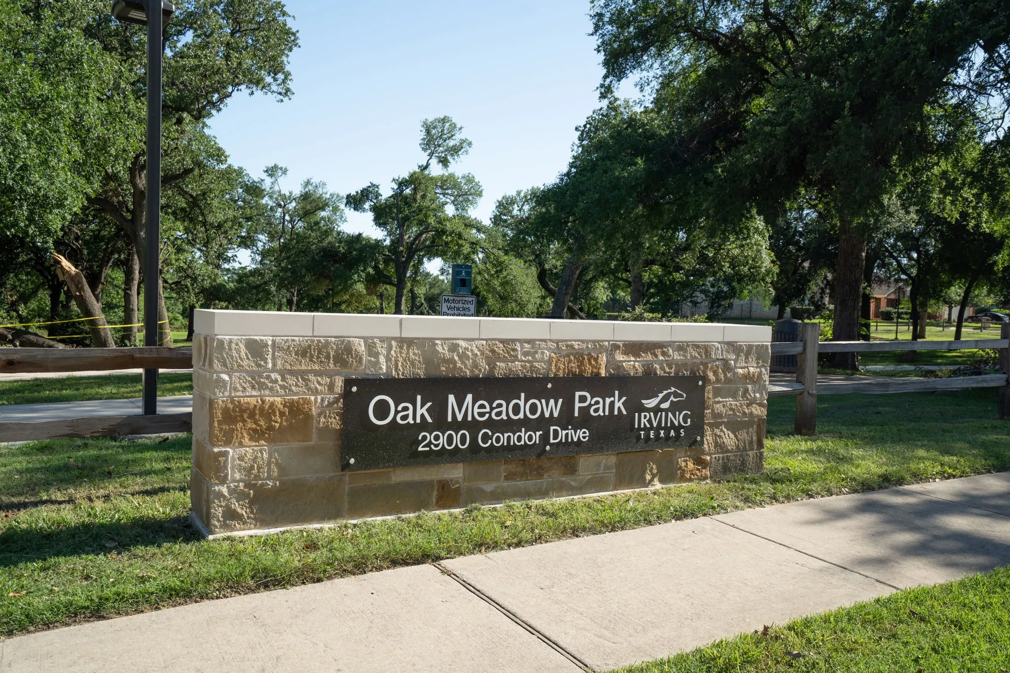Single Family Residence For Sale in Dallas County , 1620 Secretariat Lane, Irving, Texas 75060, 4 Bedroom, 3 Bathroom, 2 Garage spaces, 2,484 Sqft, built in 2009, mls#21405408, Real Estate Agent in Irving, Homes For Sale in Dallas county, Homes For Sale in Irving, Realtor in Irving Texas, Real Estate Brokerage Independent Realty Texas, Luminita Cordes Realtor
