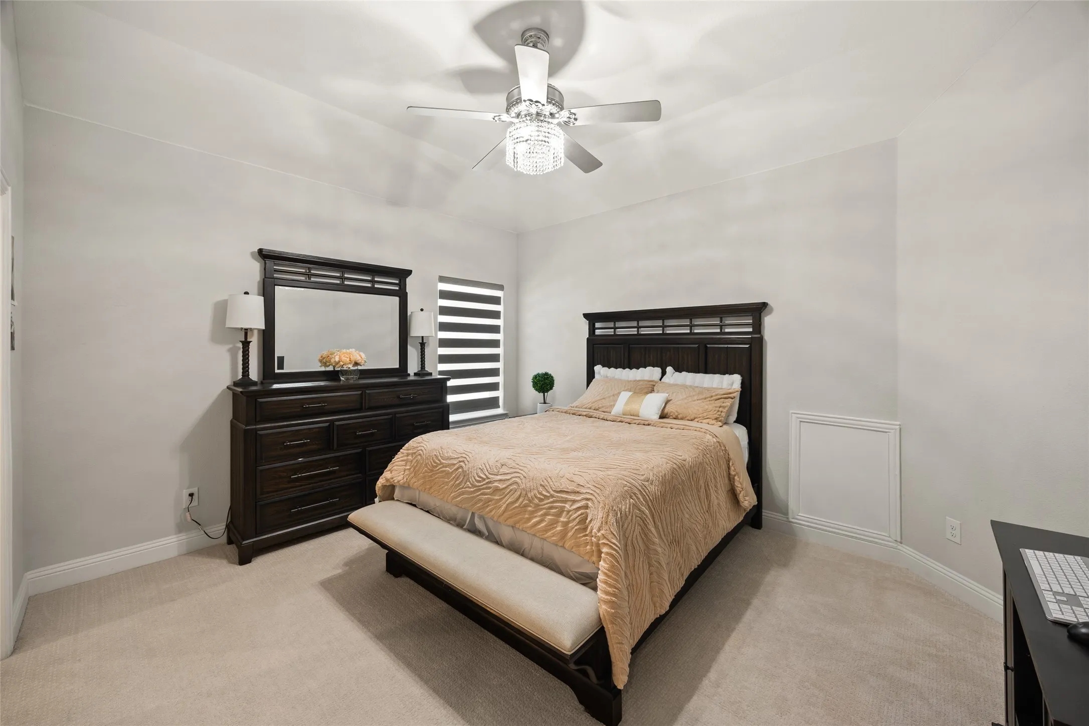 Recessed lighting, ceiling fan with light fixture, carpeted flooring, window with horizontal blinds, and base molding