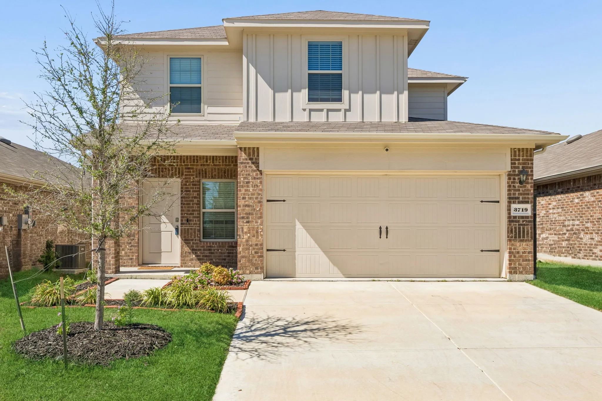 Single Family Residence For Sale in Kaufman County , 3719 Mildren Bend, Crandall, Texas 75114, 4 Bedroom, 3 Bathroom, 2 Garage spaces, 2,207 Sqft, built in 2024, mls#21394860, Real Estate Agent in Crandall, Homes For Sale in Kaufman county, Homes For Sale in Crandall, Realtor in Crandall Texas, Real Estate Brokerage Independent Realty Texas, Luminita Cordes Realtor