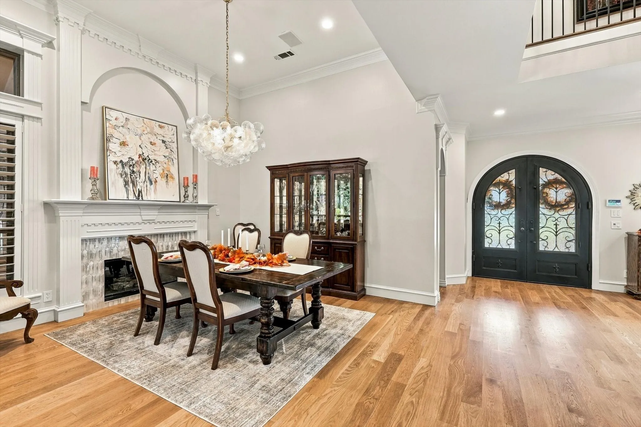 Single Family Residence For Sale in Tarrant County , 404 Alexandria Circle, Southlake, Texas 76092, 5 Bedroom, 6 Bathroom, 3 Garage spaces, 5,640 Sqft, built in 1998, mls#21393454, Real Estate Agent in Southlake, Homes For Sale in Tarrant county, Homes For Sale in Southlake, Realtor in Southlake Texas, Real Estate Brokerage Independent Realty Texas, Luminita Cordes Realtor