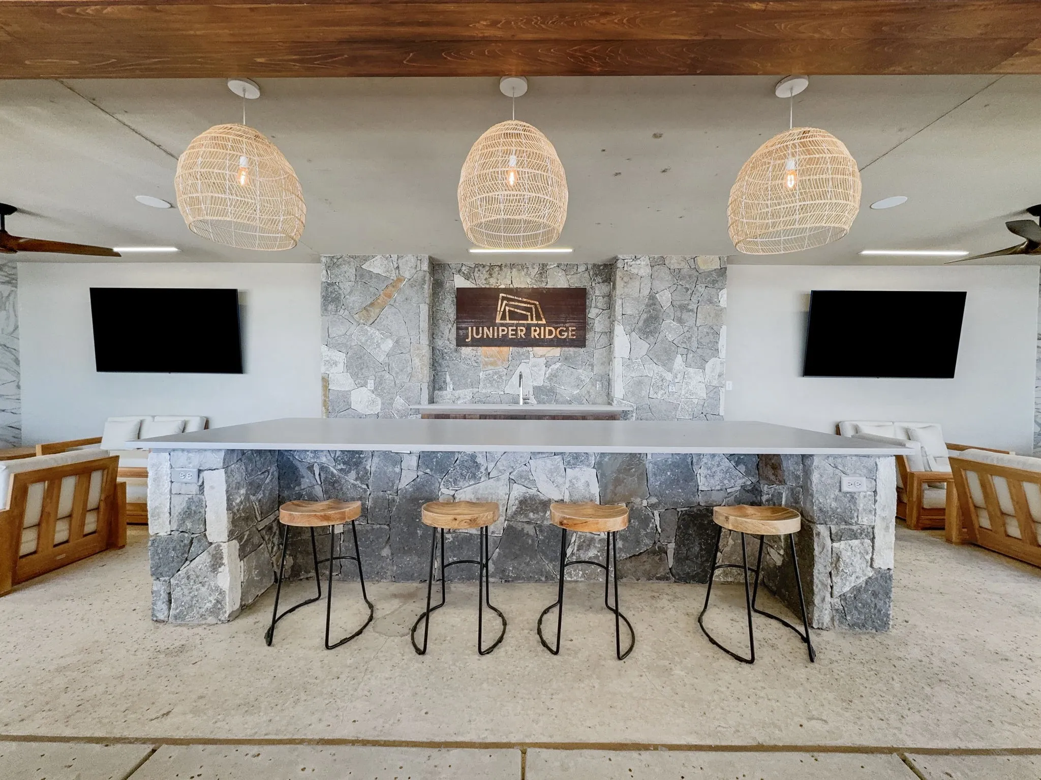 Single Family Residence For Sale in Palo Pinto County , 4 Breakwater Bend, Graford, Texas 76449, 4 Bedroom, 5 Bathroom, 1 Garage spaces, 2,881 Sqft, built in 2023, mls#21404818, Real Estate Agent in Graford, Homes For Sale in Palo Pinto county, Homes For Sale in Graford, Realtor in Graford Texas, Real Estate Brokerage Independent Realty Texas, Luminita Cordes Realtor