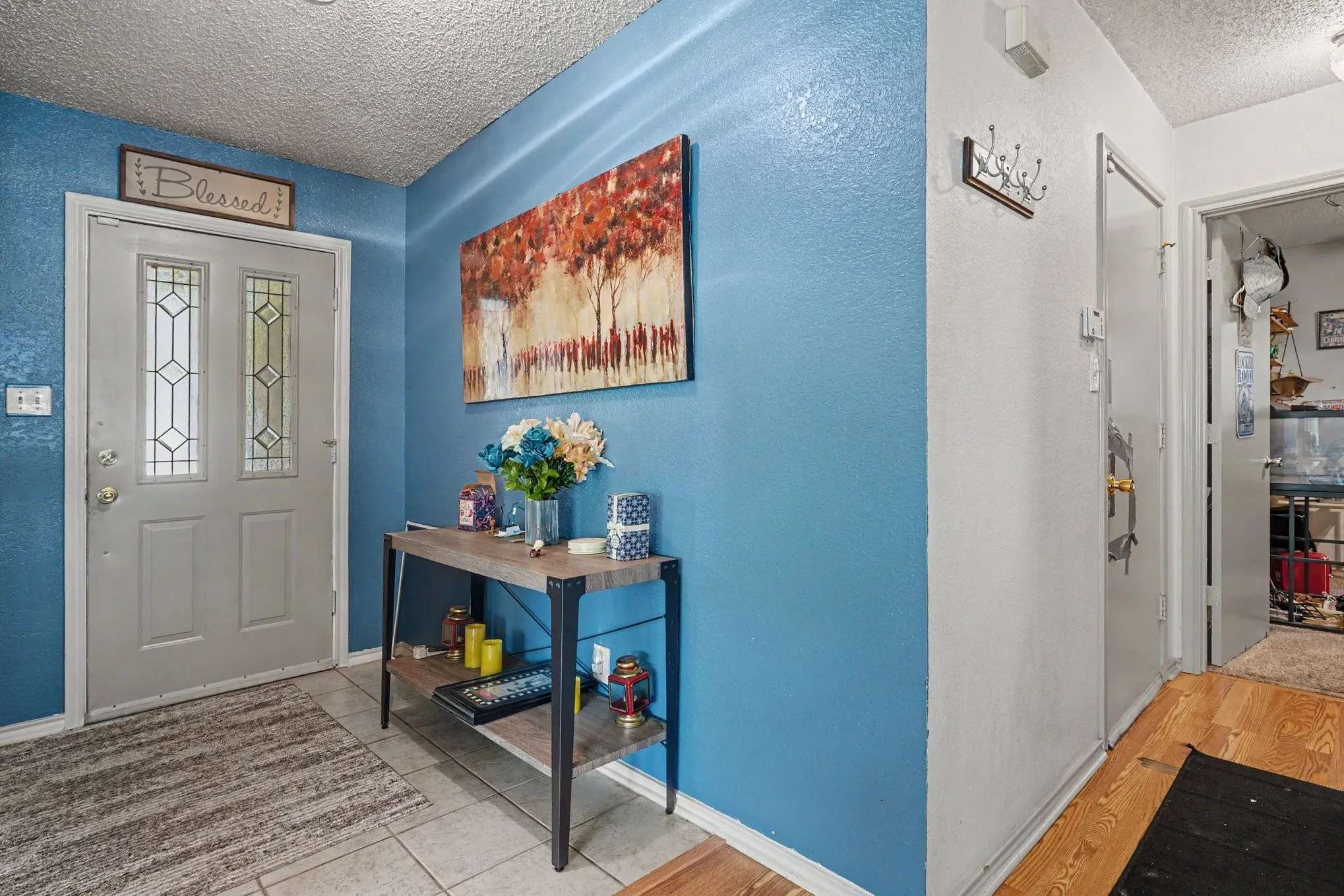 Single Family Residence For Sale in Tarrant County , 3136 Pine Valley Drive, Grand Prairie, Texas 75052, 3 Bedroom, 2 Bathroom, 2 Garage spaces, 1,592 Sqft, built in 1998, mls#21403689, Real Estate Agent in Grand Prairie, Homes For Sale in Tarrant county, Homes For Sale in Grand Prairie, Realtor in Grand Prairie Texas, Real Estate Brokerage Independent Realty Texas, Luminita Cordes Realtor
