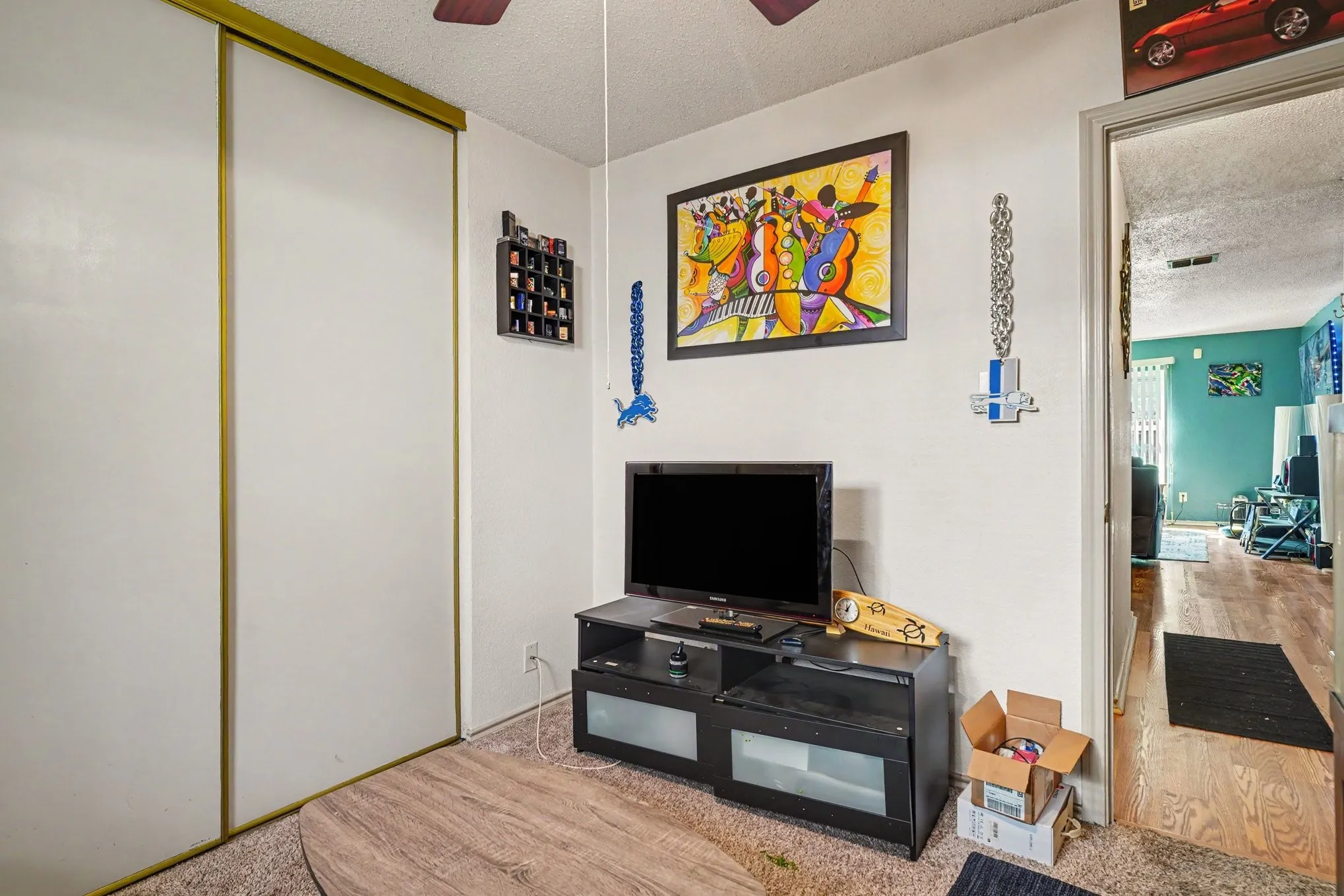 Single Family Residence For Sale in Tarrant County , 3136 Pine Valley Drive, Grand Prairie, Texas 75052, 3 Bedroom, 2 Bathroom, 2 Garage spaces, 1,592 Sqft, built in 1998, mls#21403689, Real Estate Agent in Grand Prairie, Homes For Sale in Tarrant county, Homes For Sale in Grand Prairie, Realtor in Grand Prairie Texas, Real Estate Brokerage Independent Realty Texas, Luminita Cordes Realtor