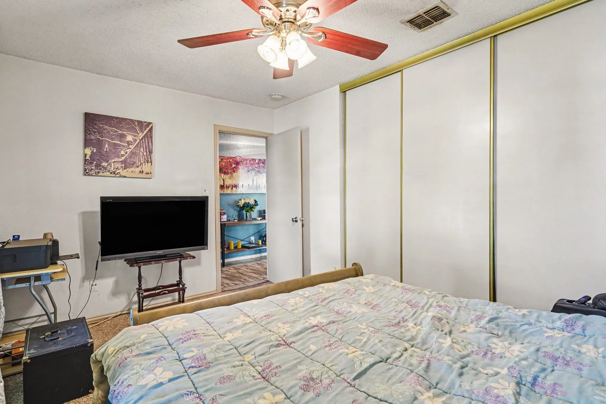 Single Family Residence For Sale in Tarrant County , 3136 Pine Valley Drive, Grand Prairie, Texas 75052, 3 Bedroom, 2 Bathroom, 2 Garage spaces, 1,592 Sqft, built in 1998, mls#21403689, Real Estate Agent in Grand Prairie, Homes For Sale in Tarrant county, Homes For Sale in Grand Prairie, Realtor in Grand Prairie Texas, Real Estate Brokerage Independent Realty Texas, Luminita Cordes Realtor